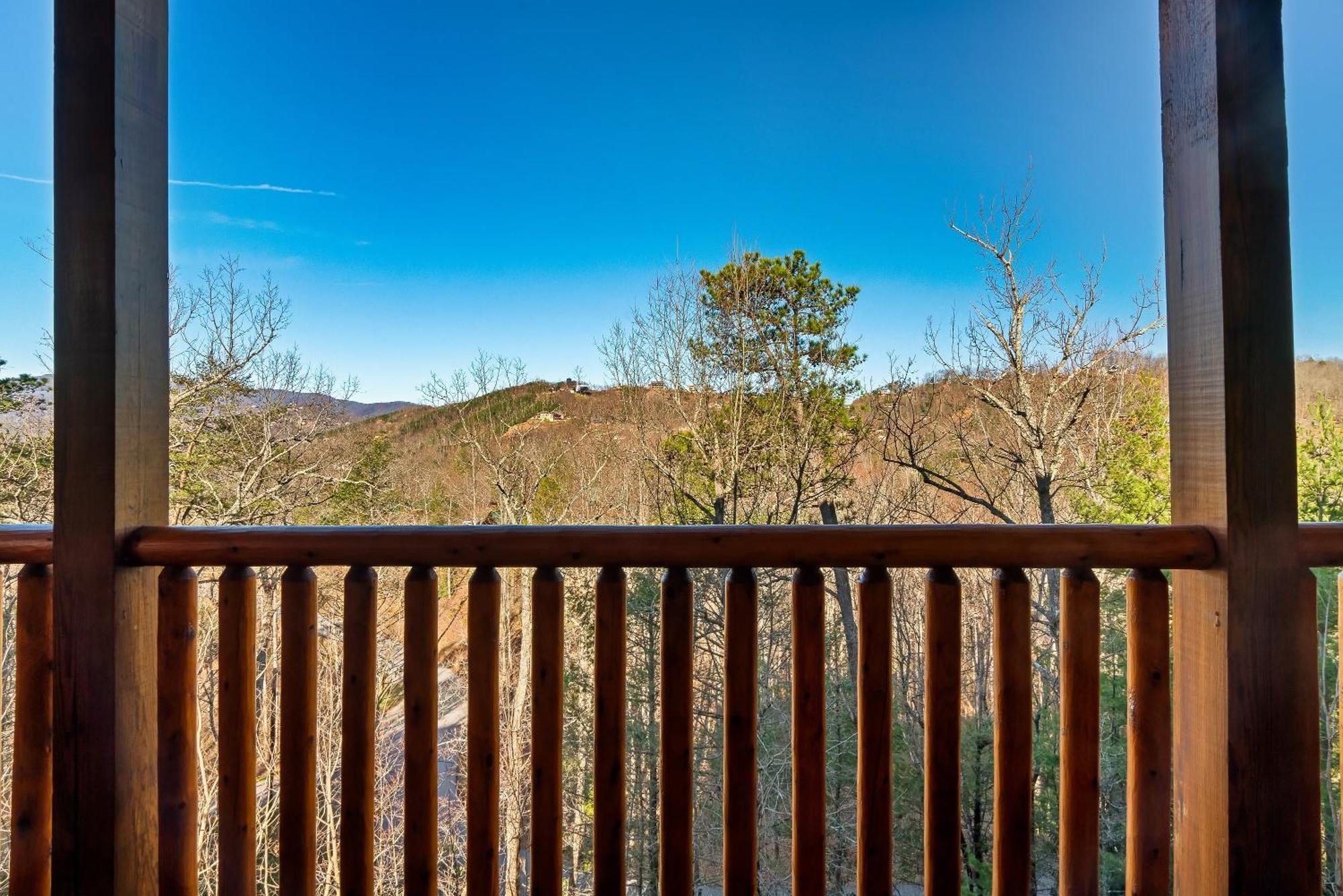 Chalet Full Equipped Cabin With A Pool And Game Room Smokies Views