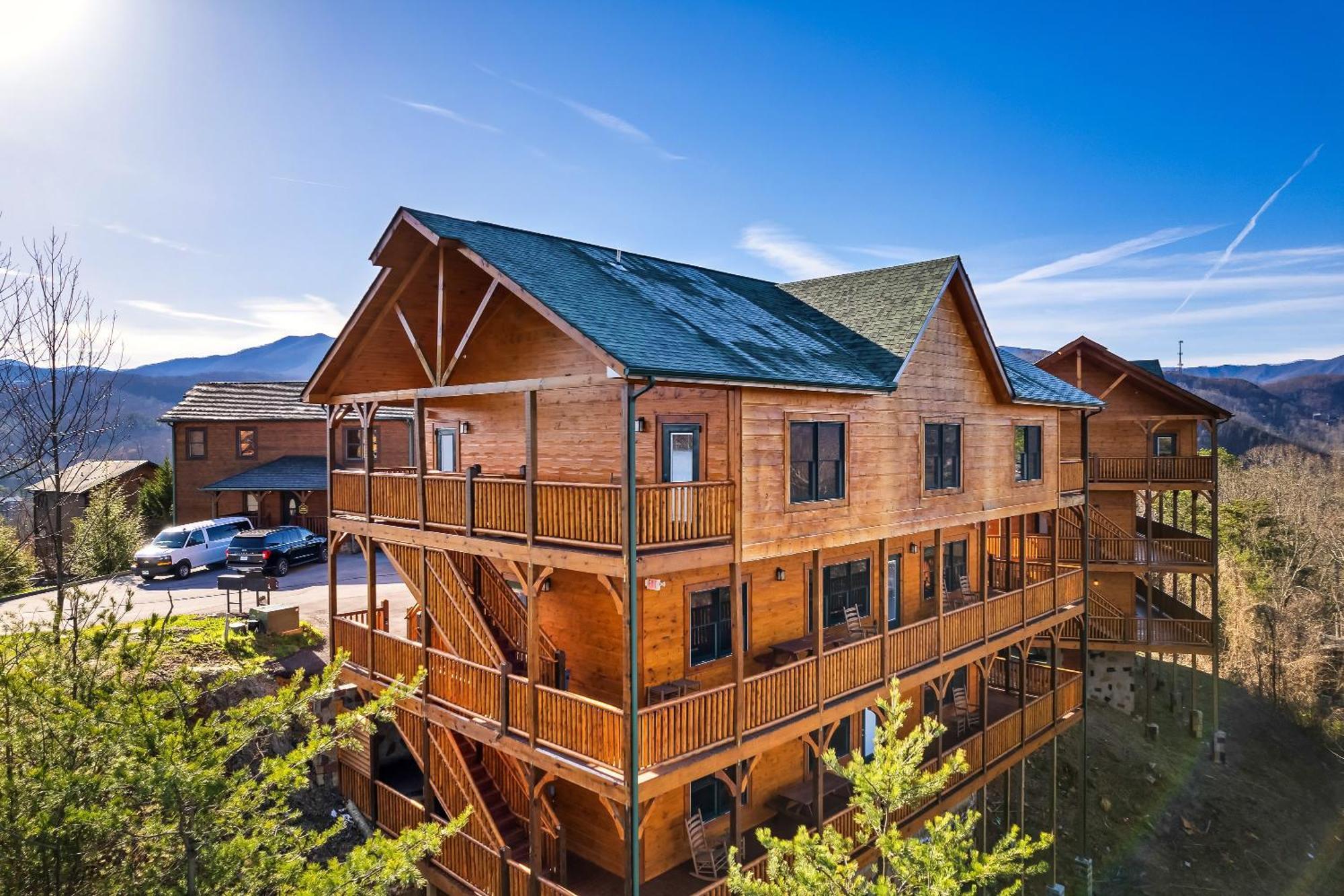 Full Equipped Cabin With A Pool And Game Room Smokies Views *