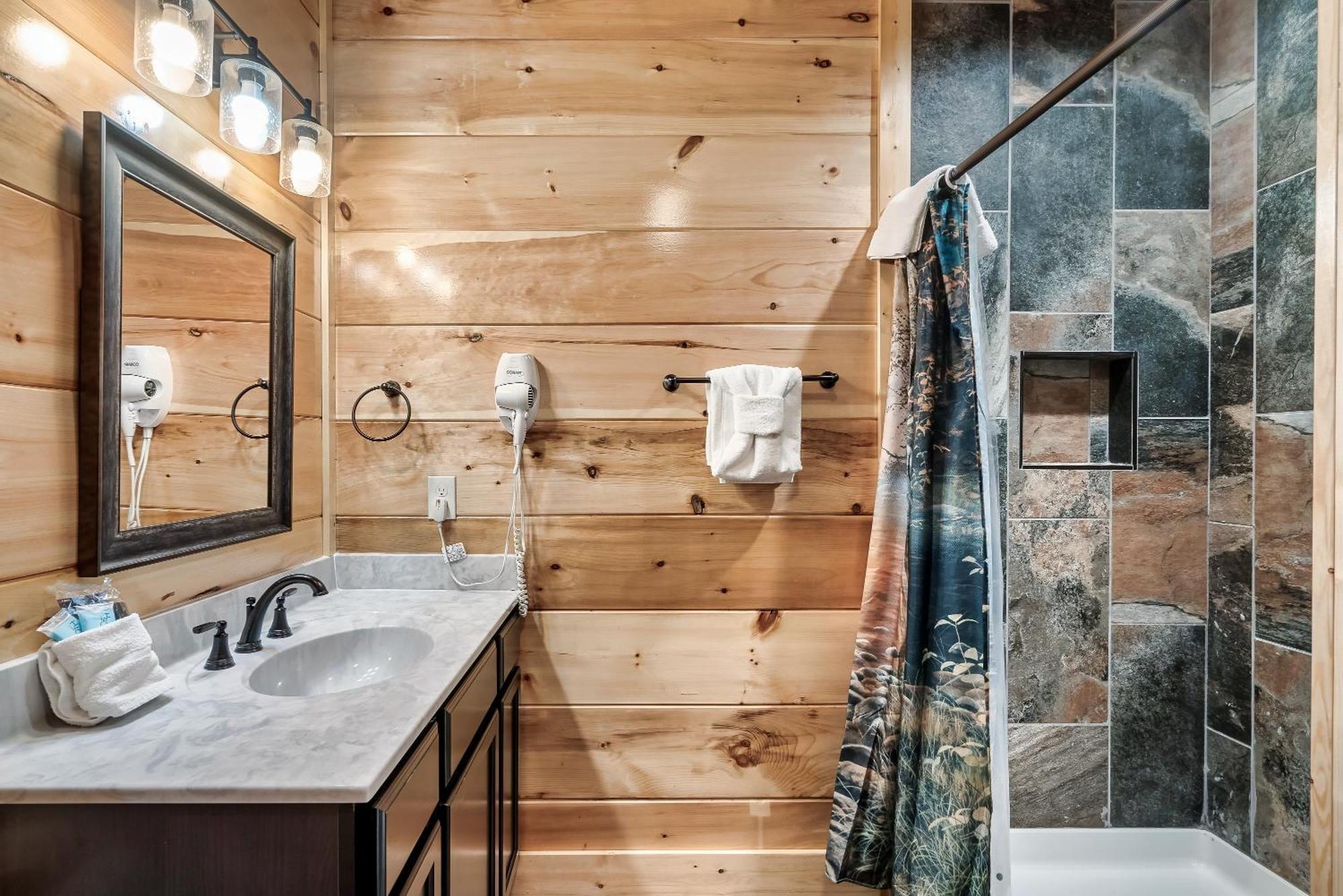 Full Equipped Cabin With A Pool And Game Room Smokies Views Chalet *