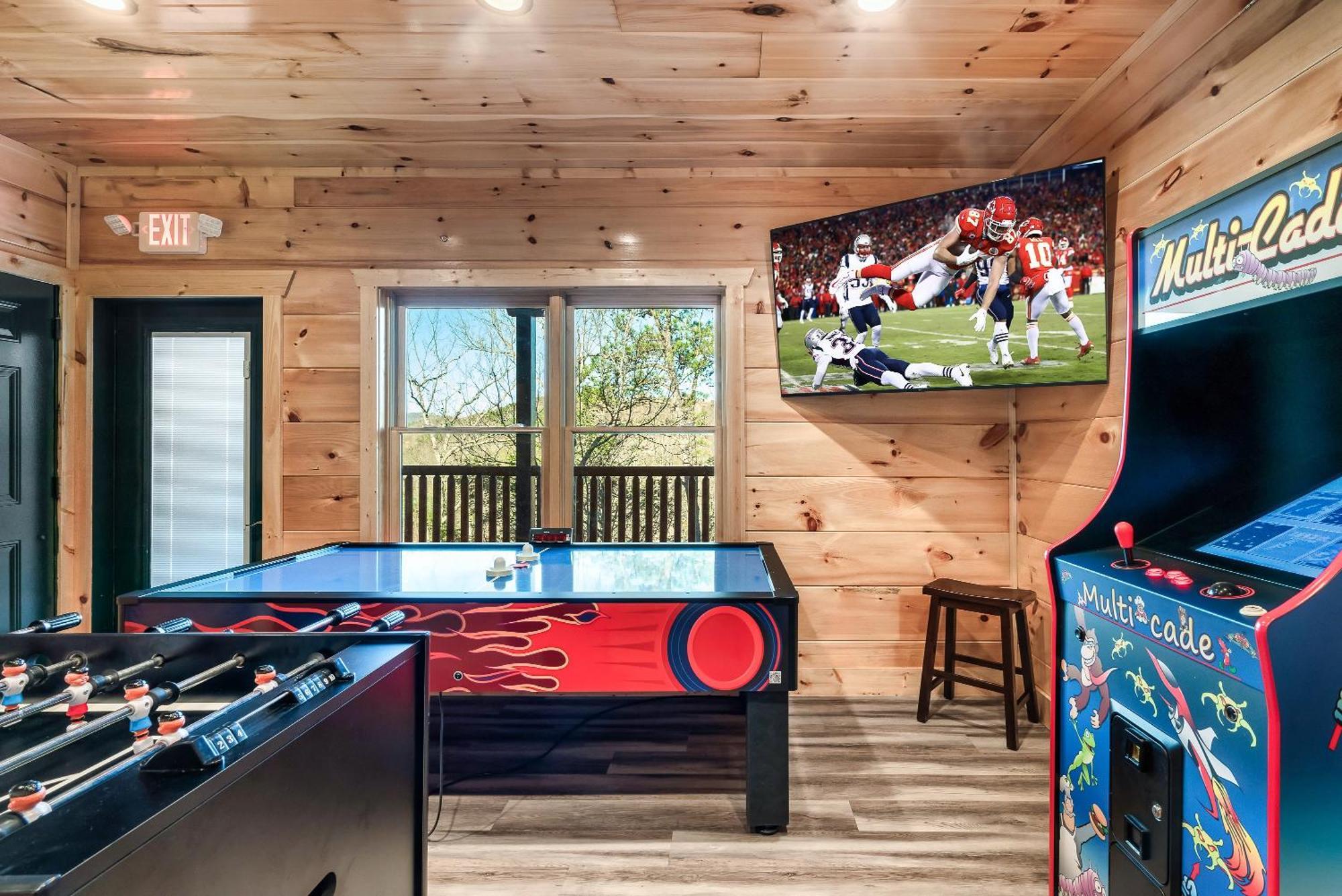 Chalet Full Equipped Cabin With A Pool And Game Room Smokies Views Gatlinburg