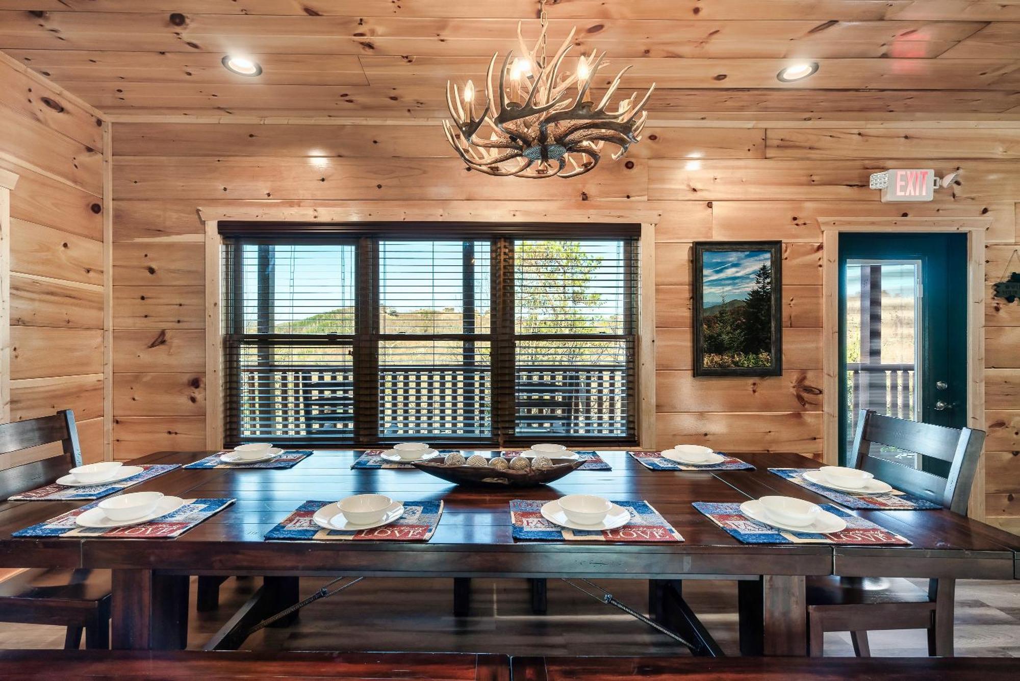 Chalet Full Equipped Cabin With A Pool And Game Room Smokies Views *