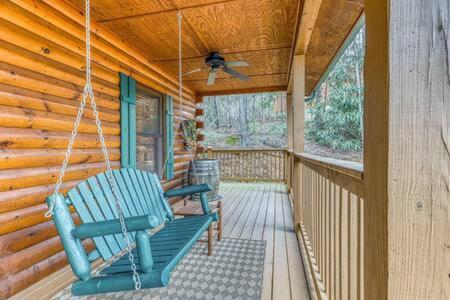 Holiday home The Great Escape - Min From Parkway With Hot Tub *