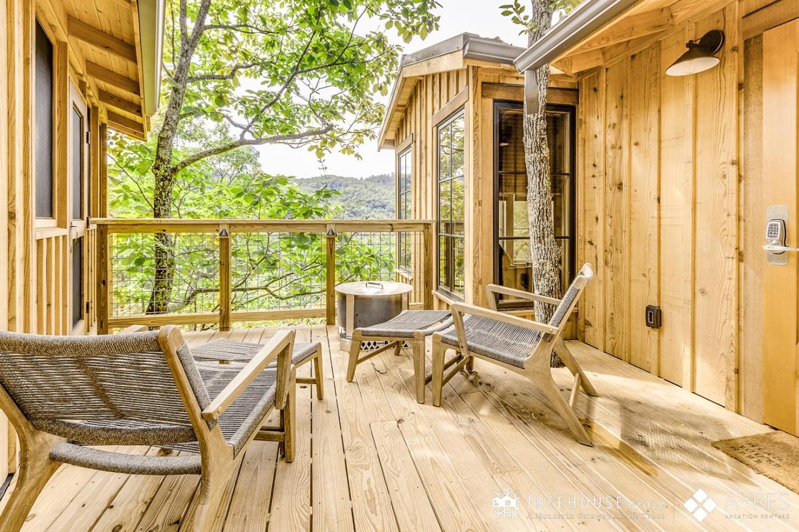 The Spruce In Treehouse Grove At Norton Creek Holiday home Gatlinburg