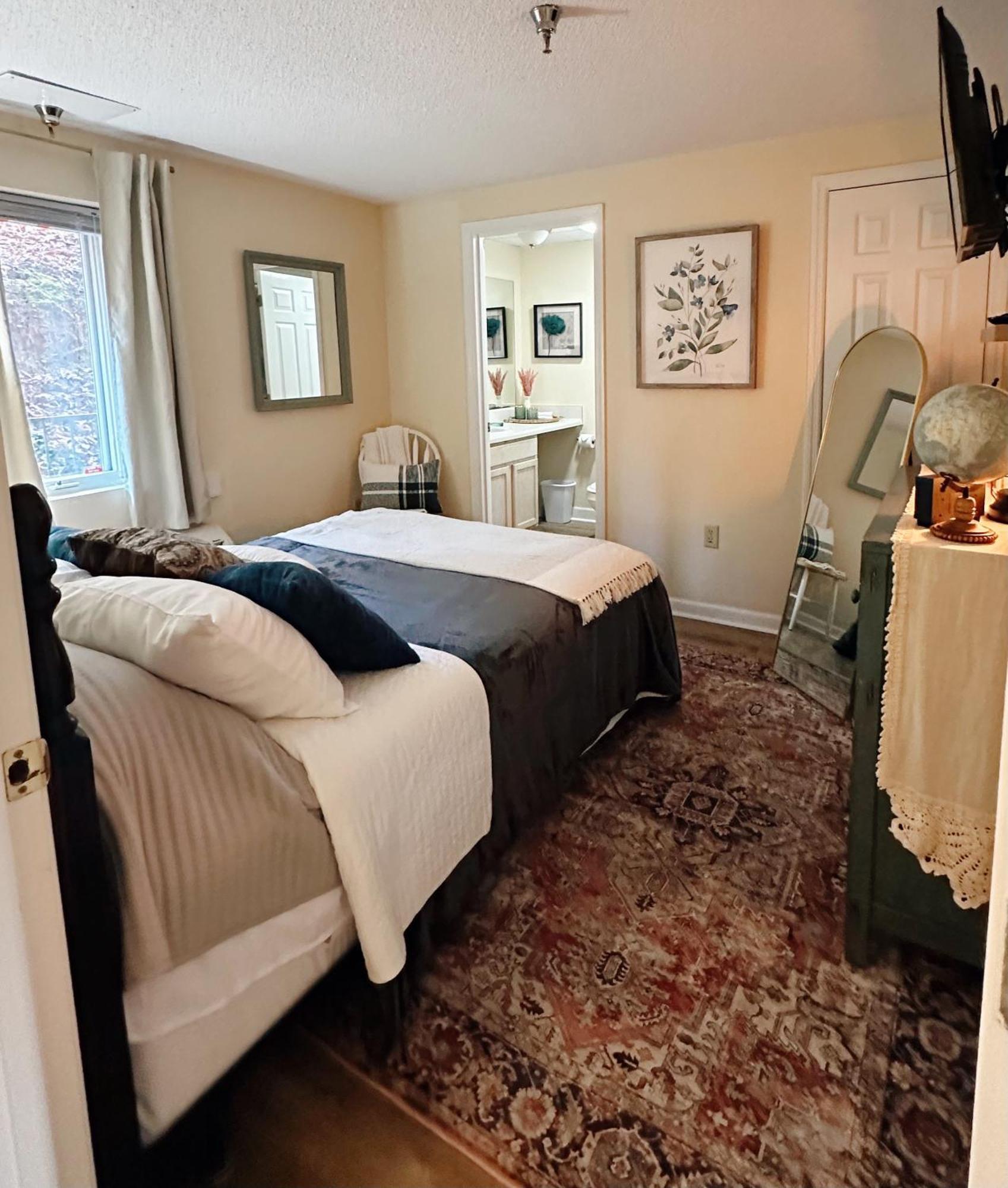 Smoky Hue By Kabino Walk To Downtown/ Anakeesta Shared Pool Ac Holiday home Gatlinburg