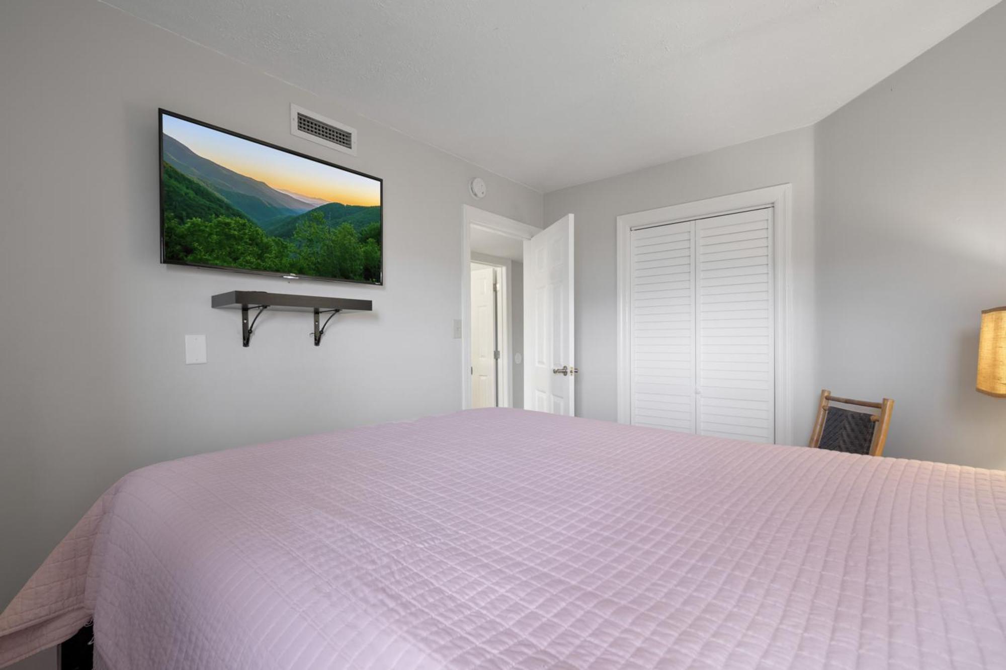 Summit Smoky Mountains View *