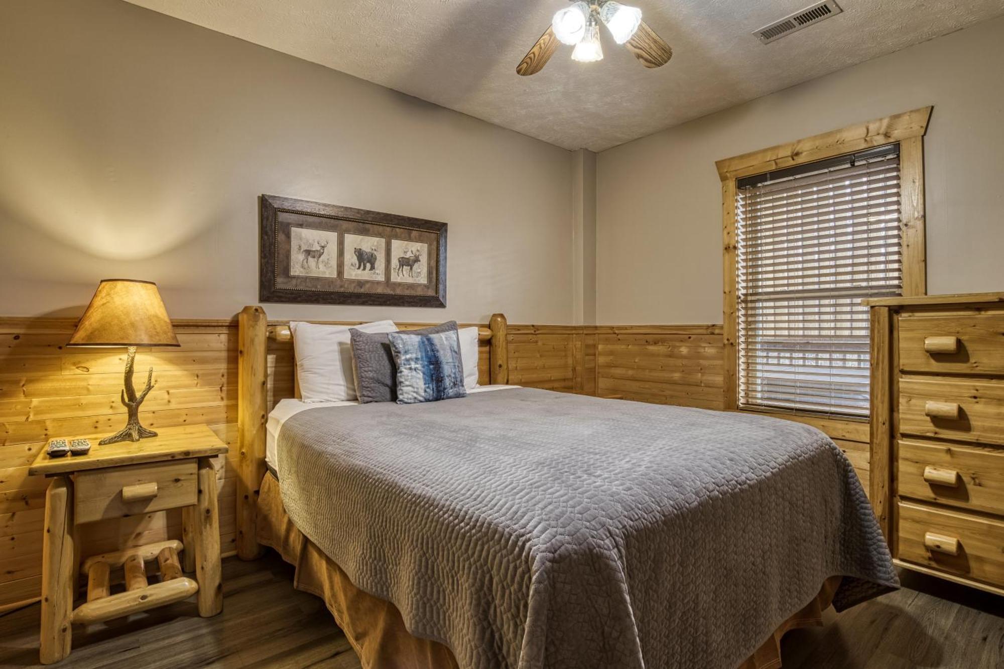 Holiday home Up & Away, Hot Tub, Game Room, Wifi, 1089 Free Tickets Each Paid Day, Dollywood And