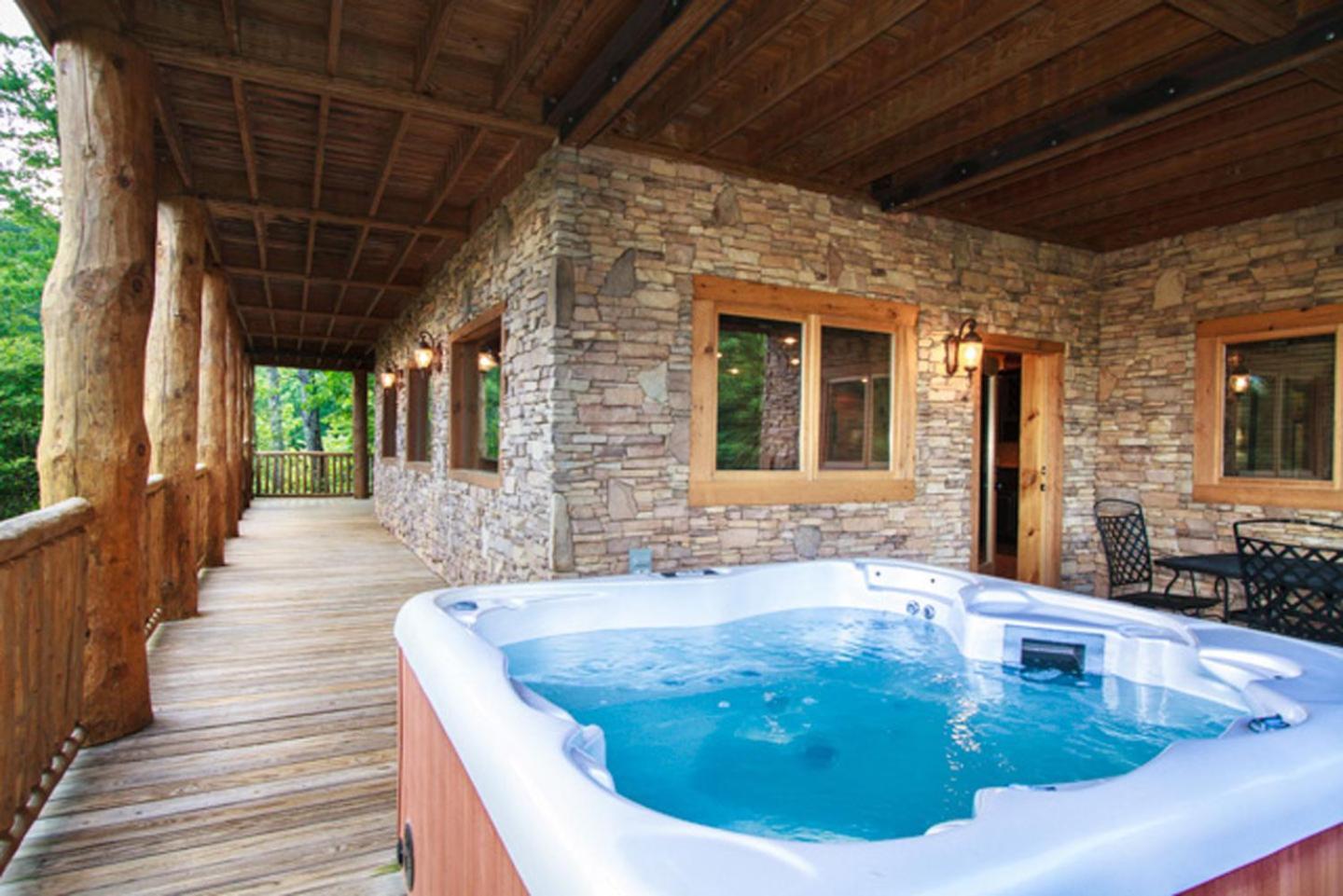 Holiday home Big Bear Ridge Lodge: Mountain View Log Retreat Gatlinburg
