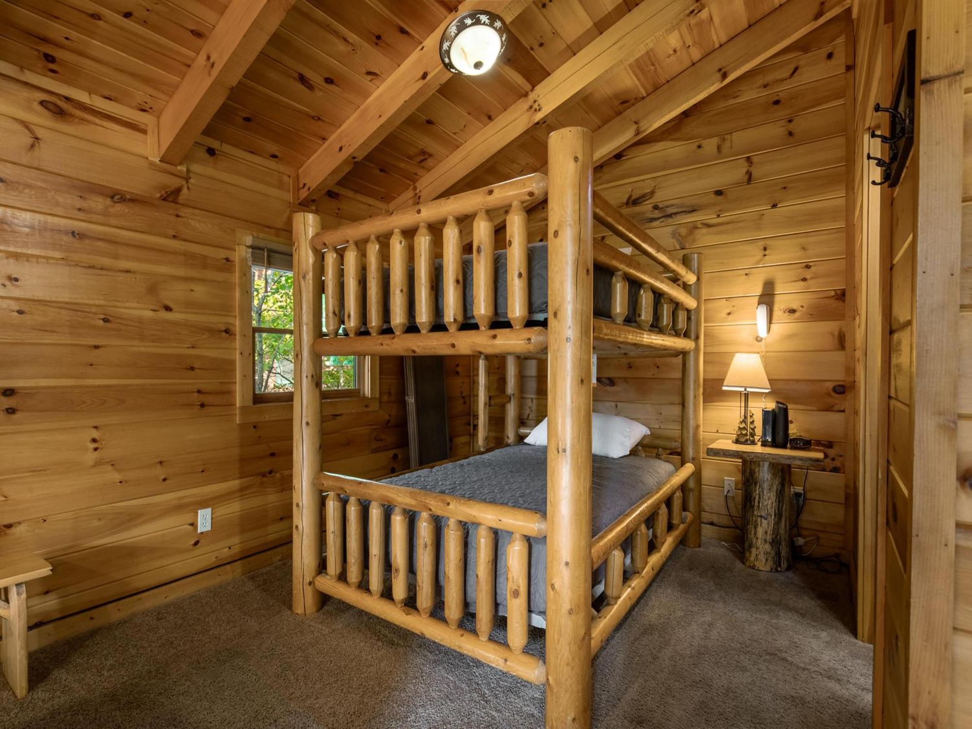 Bear Necessities Holiday home *