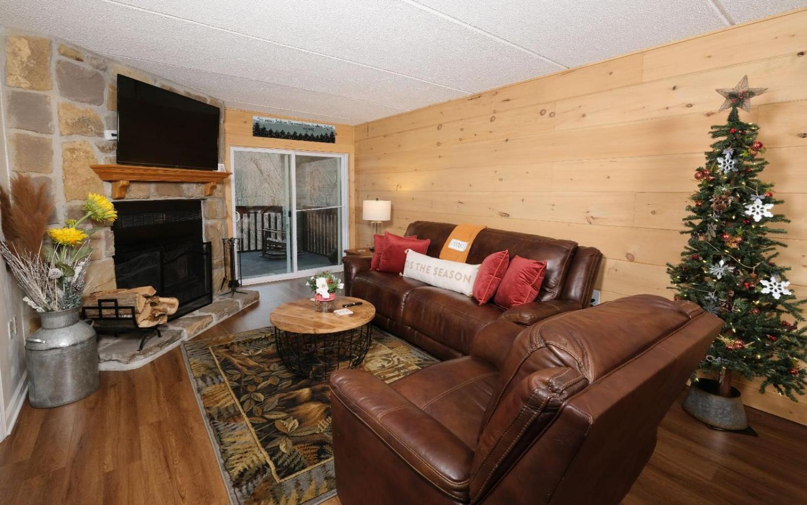 Apartment Bearly Behavin Gatlinburg