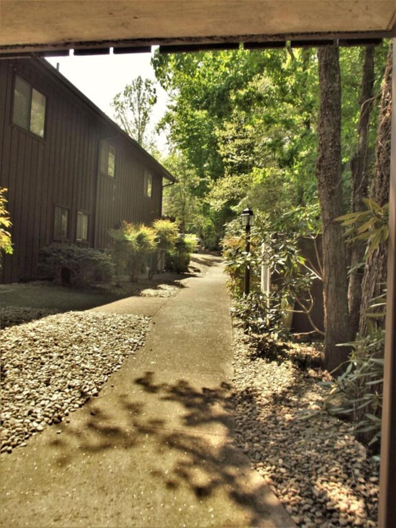 Special Rate Golfer's Paradise & 10 Minutes To Rocky Top Sports Gatlinburg