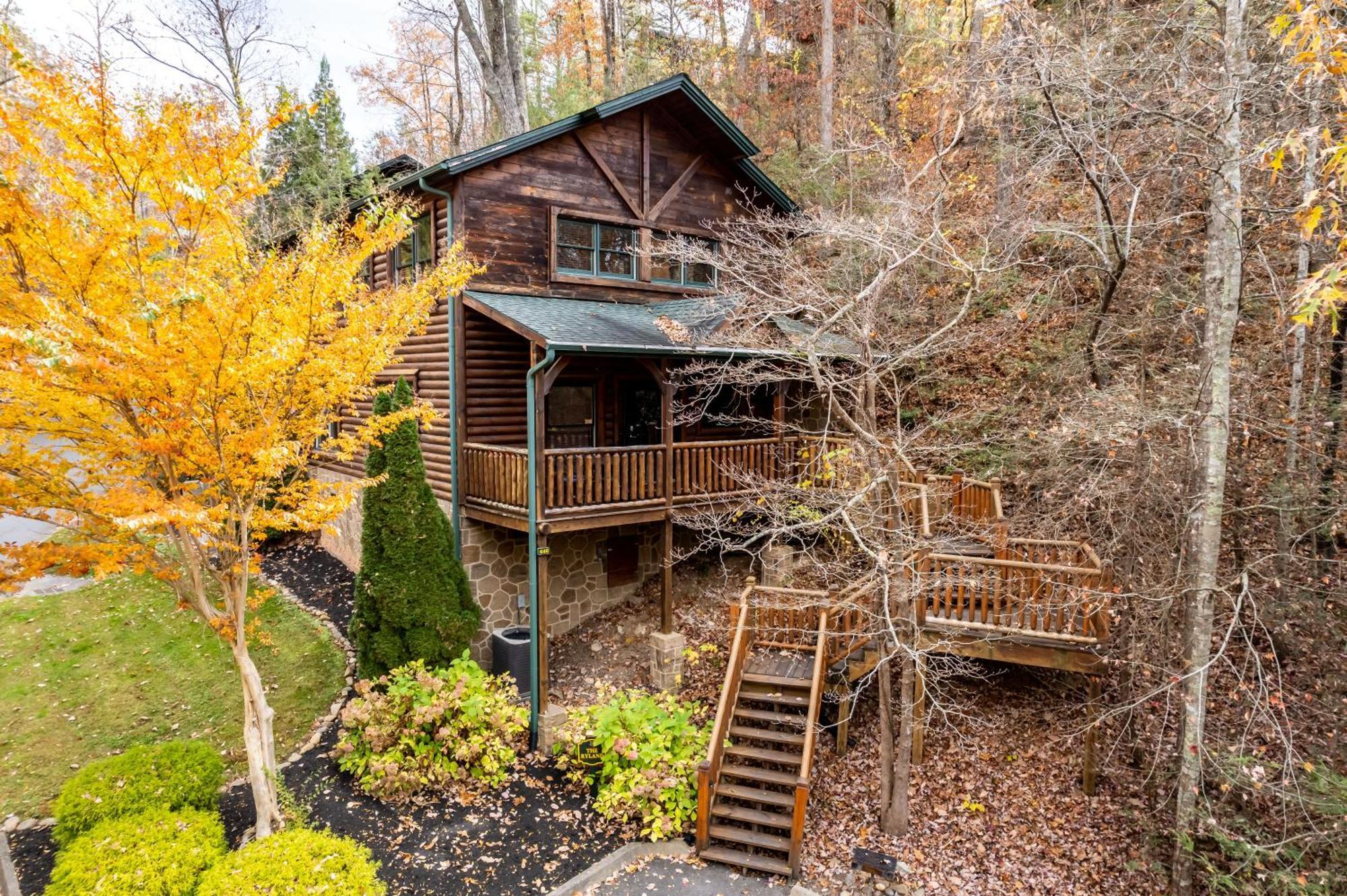 Holiday home And Play At The Ryland: Private Game & Community Pool Retreat *