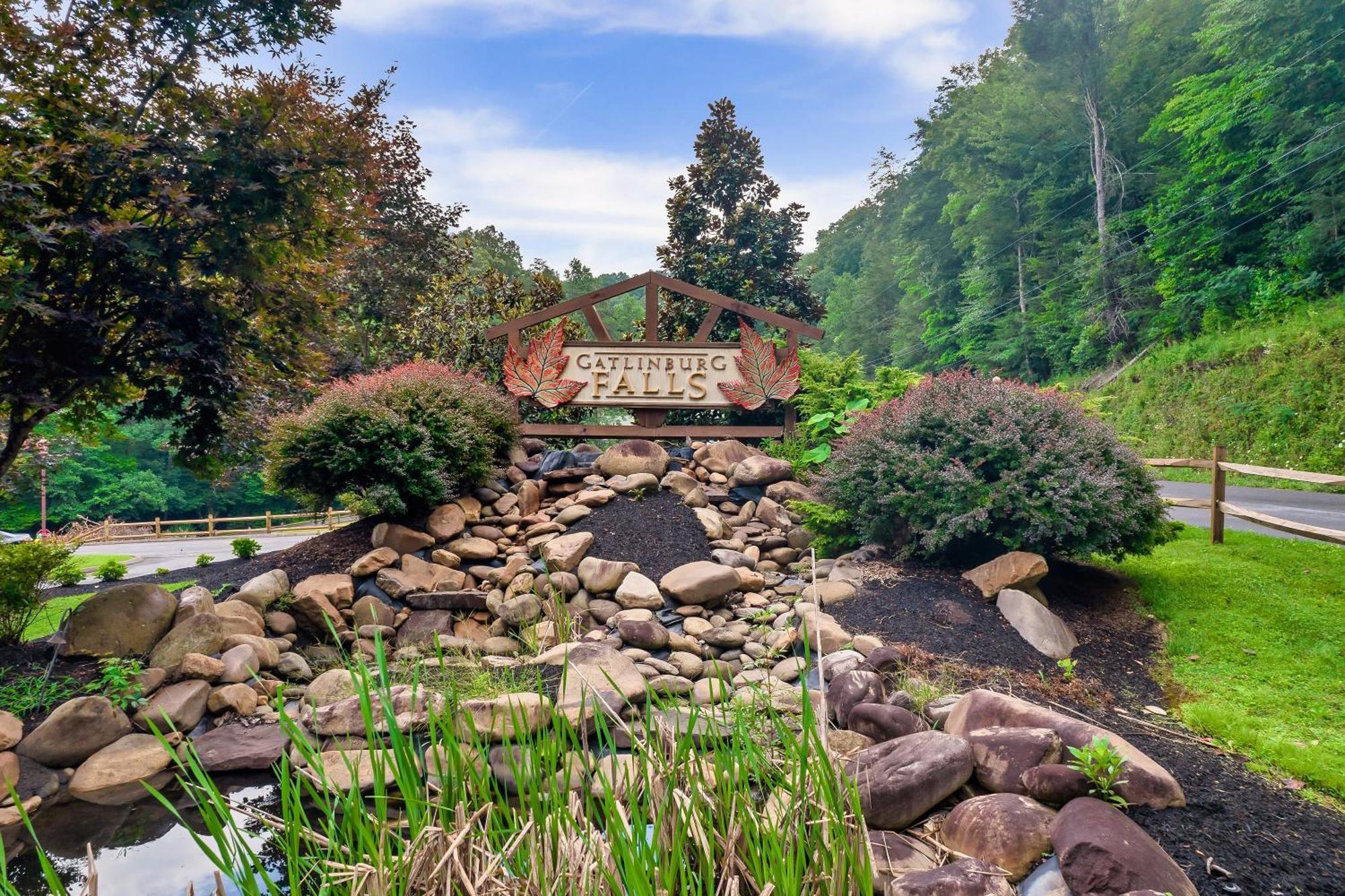 Holiday home And Play At The Ryland: Private Game & Community Pool Retreat Gatlinburg