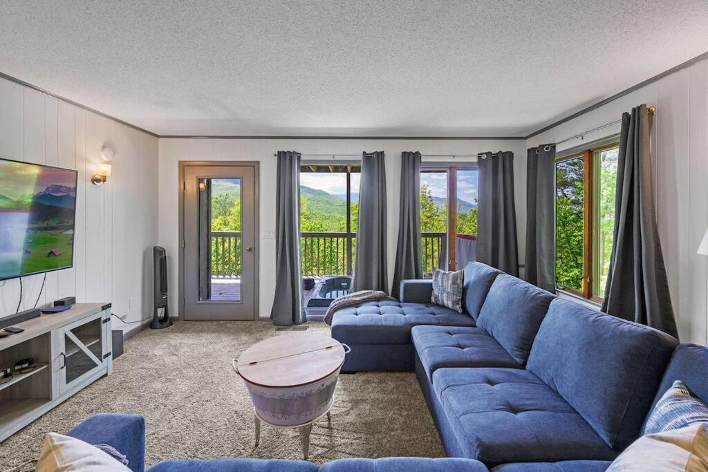 Access To 3 Pools & Pickleball! View! Shuffleboard! Arcade! Hot Tub!