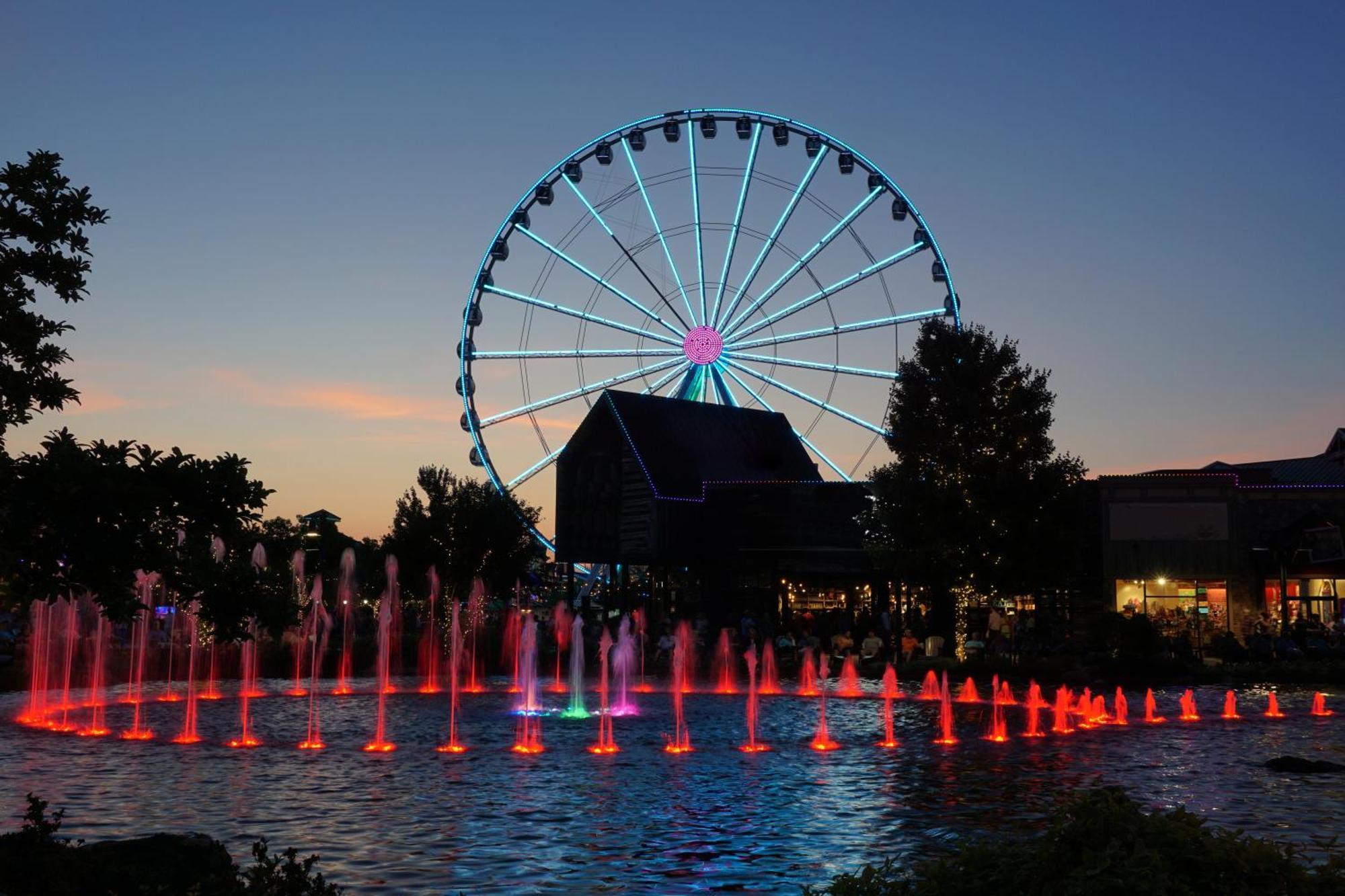 Moonshine Chalet, Hot Tub, Pool Access, Wifi, 1089 Free Tickets Each Paid Day, Dollywood And * Gatlinburg