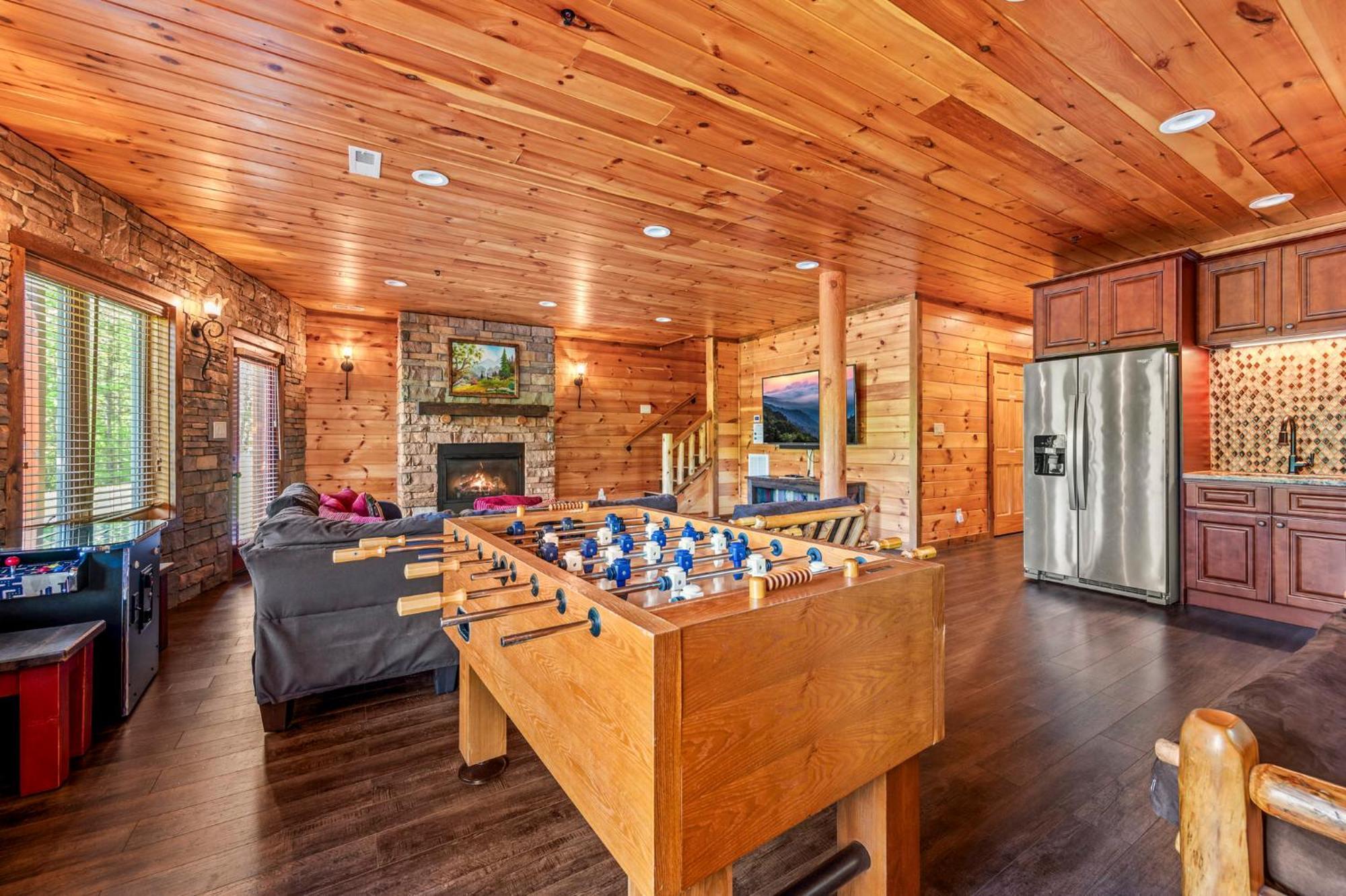 Holiday home Ridge View Nature And Mountain View - Hot Tub - Firepit - Yard - Games Gatlinburg