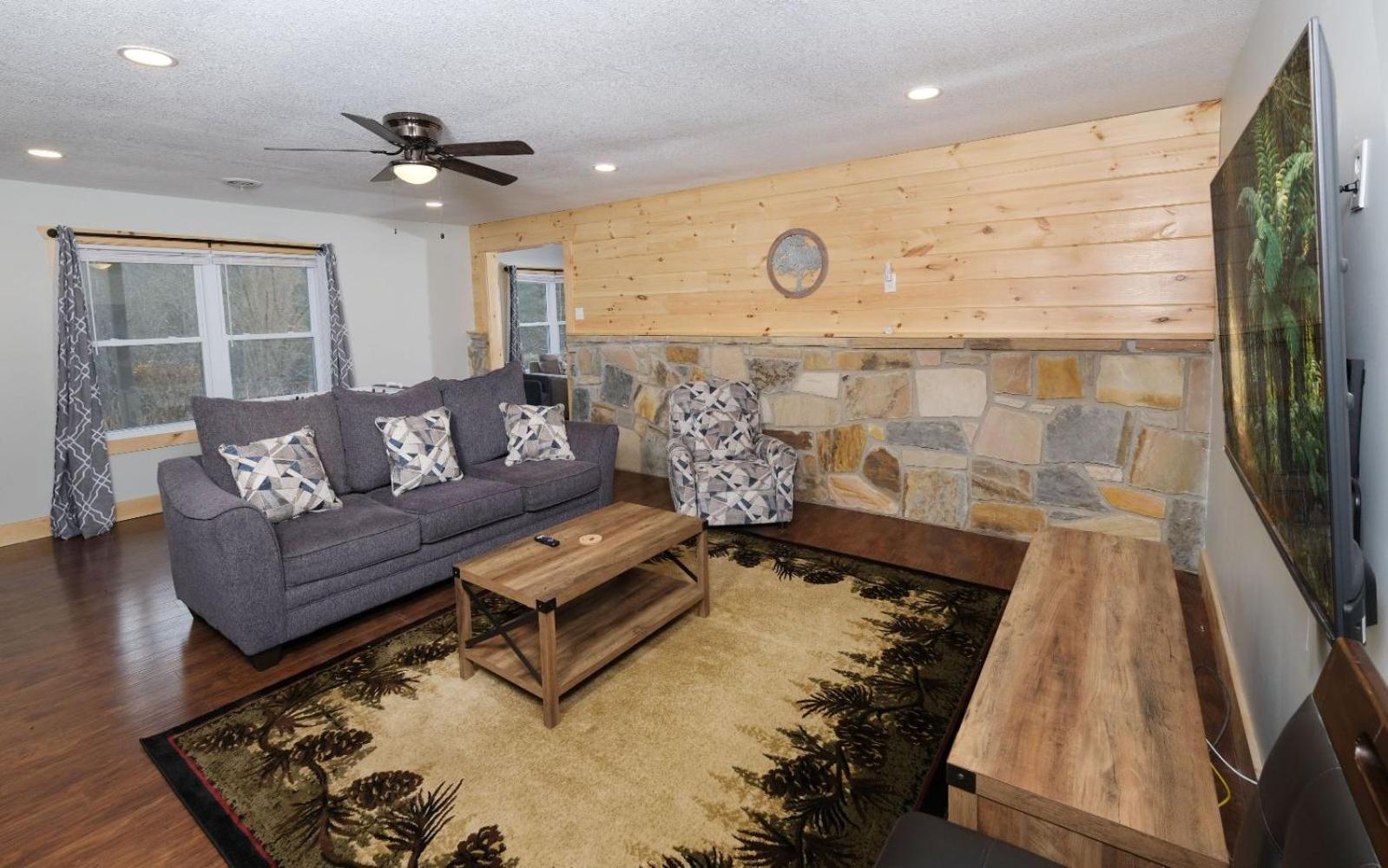 Big Oak Hideaway Villa *
