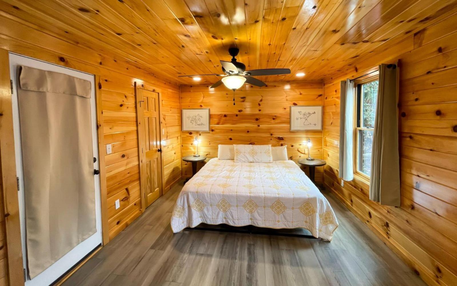 The Glades Escape Villa *