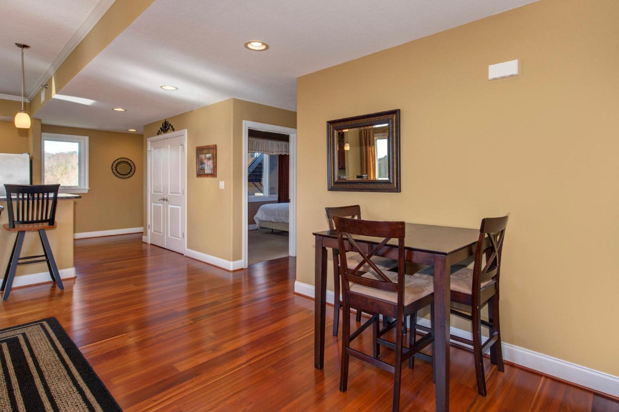 Apartment Venus 136 By Stony Brook *