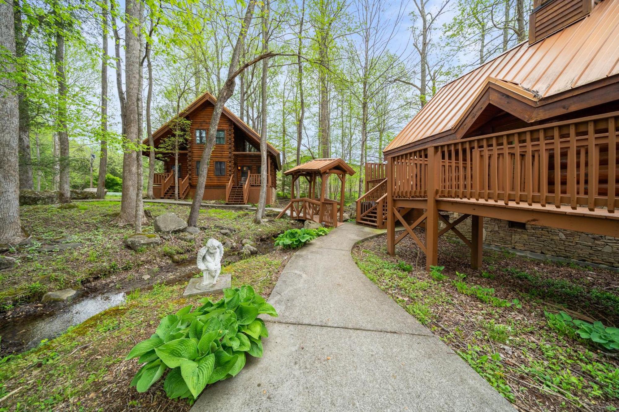 Parkway Treasure Gatlinburg