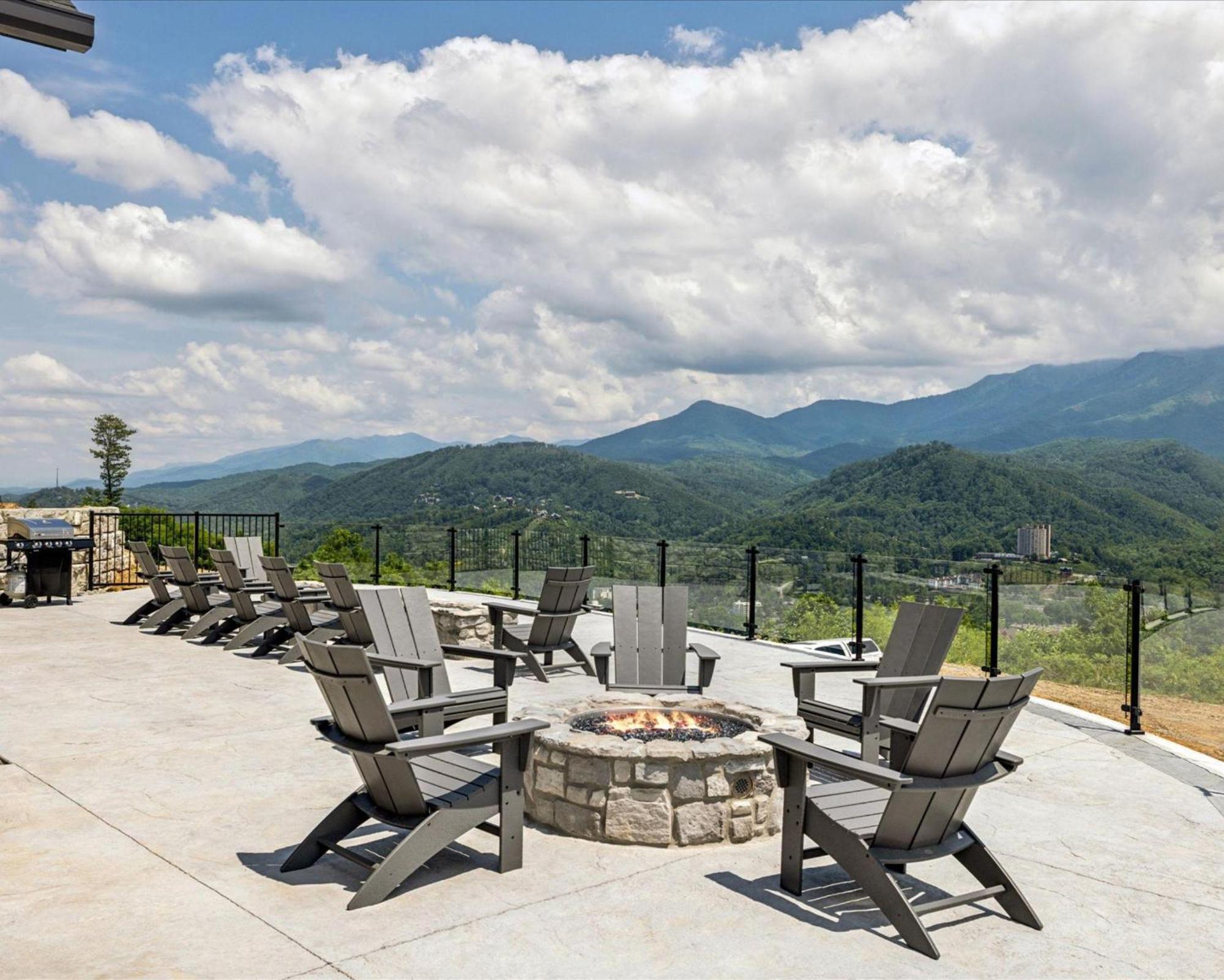 Highlands Of The Smokies 402 2br Holiday home