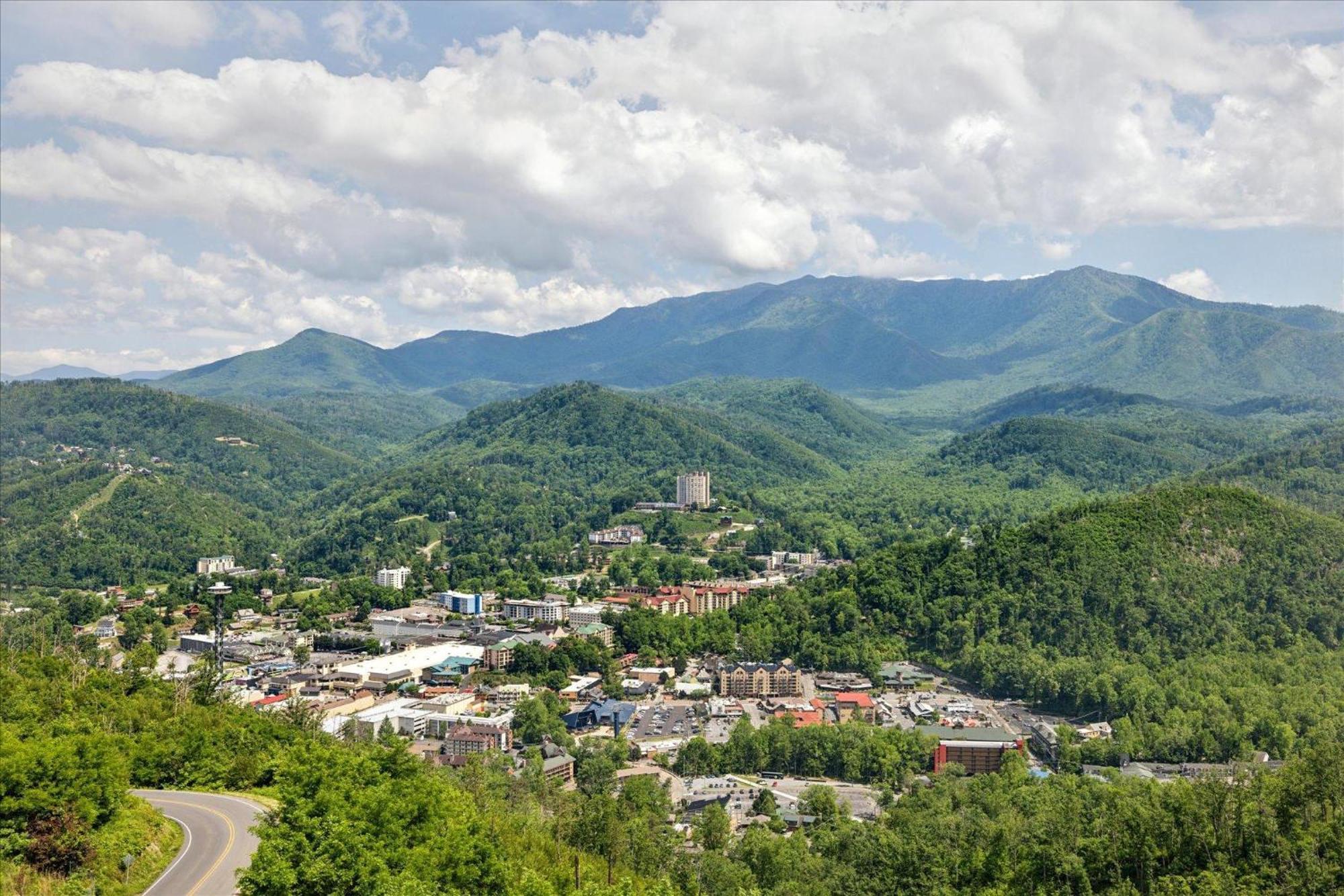 Highlands Of The Smokies 501ph 3br *