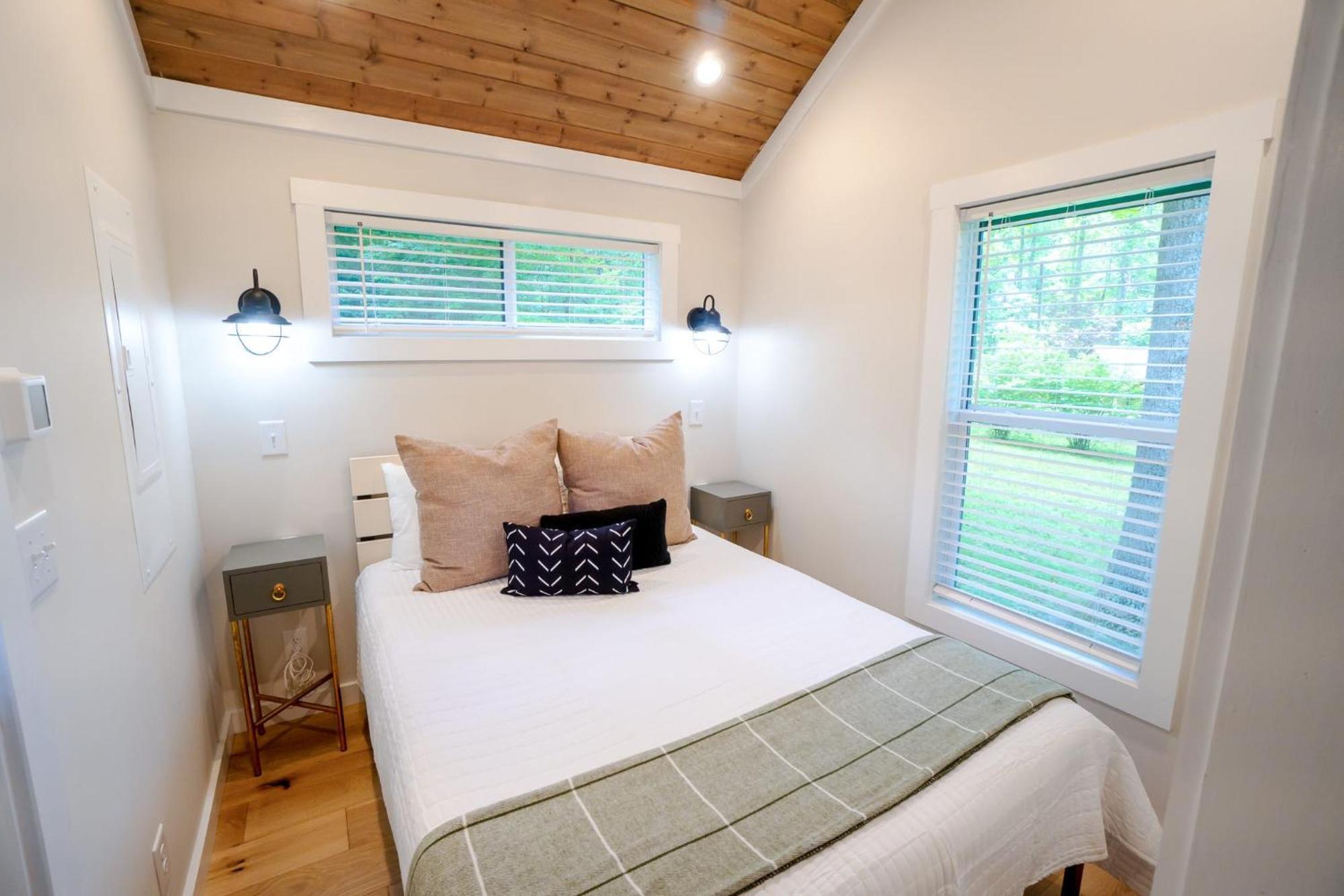 Modern - Gated Community - Woodland Views - Maple * Gatlinburg