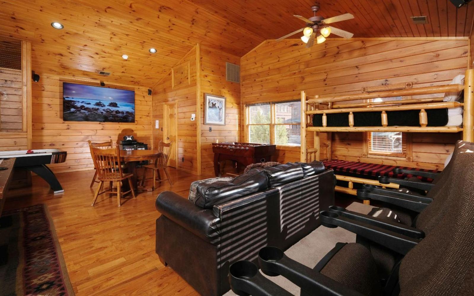 Villa Mountain Getaway And A Theater
