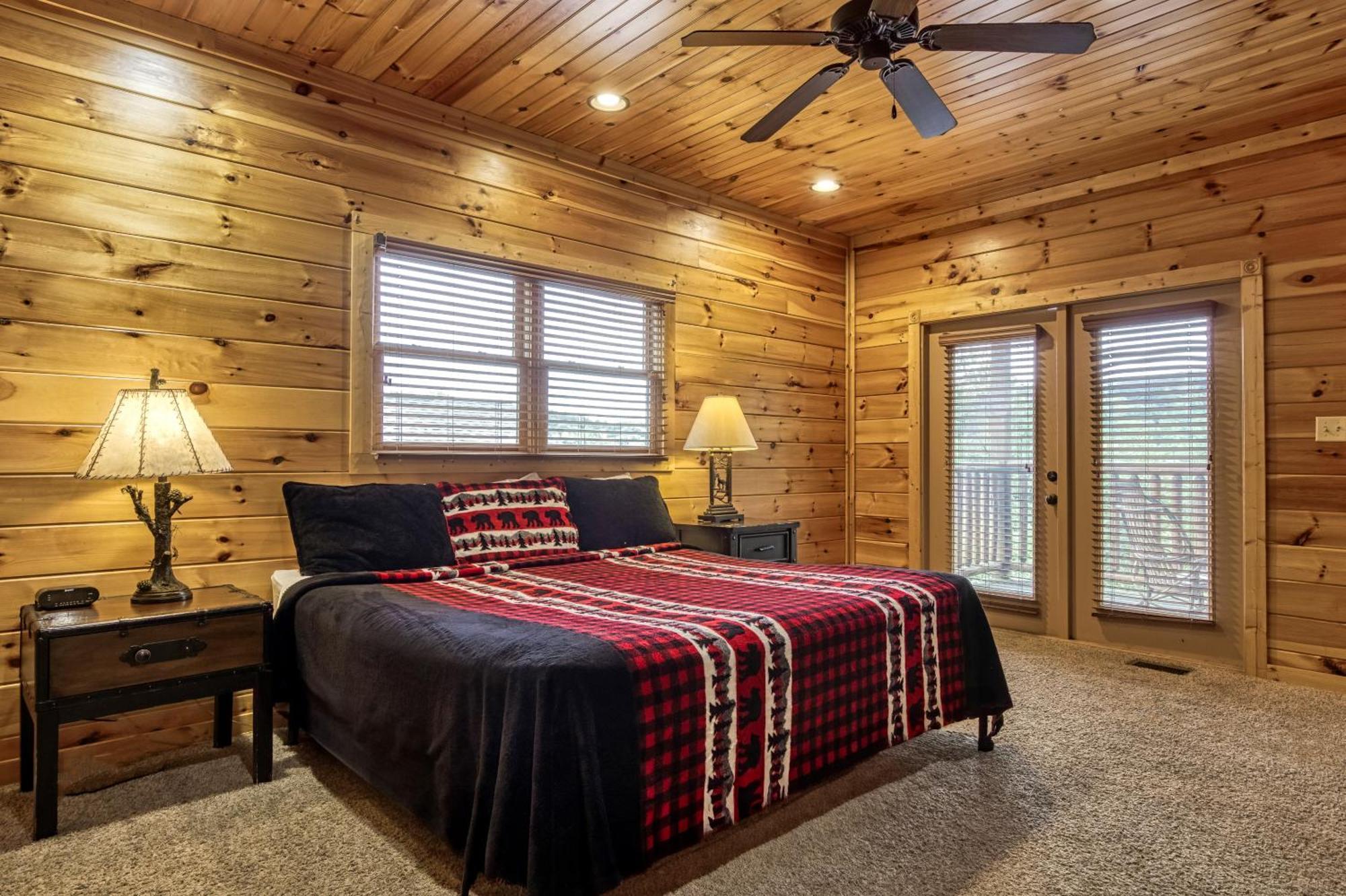 Heights, Hot Tub, Game Room, Theater Room, 1089 Of Free Tickets For Each Paid Day