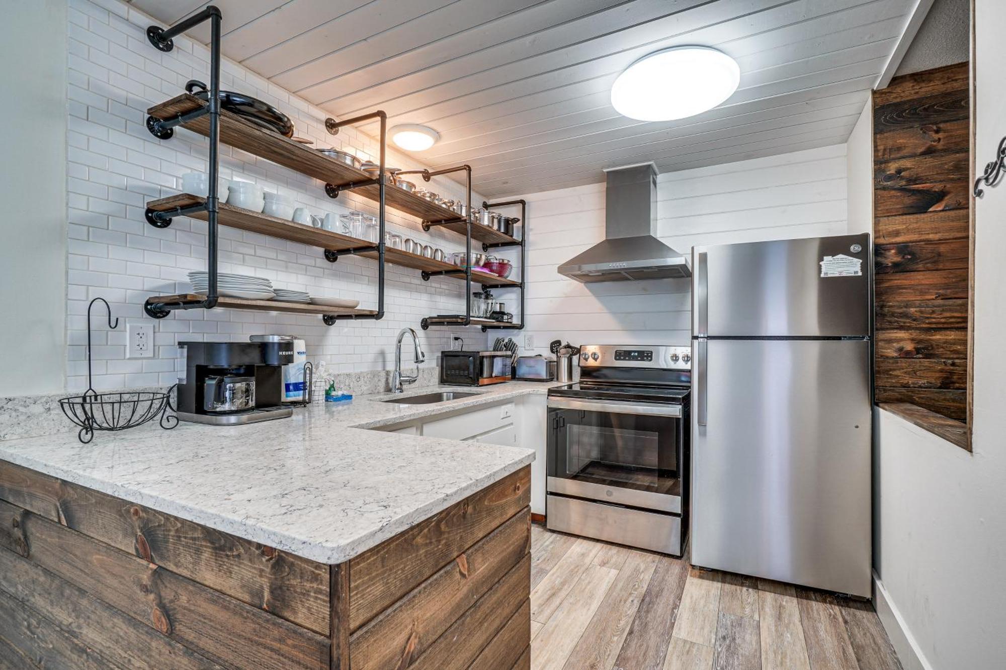 Holiday home Mountain Townhome With Pool Access!