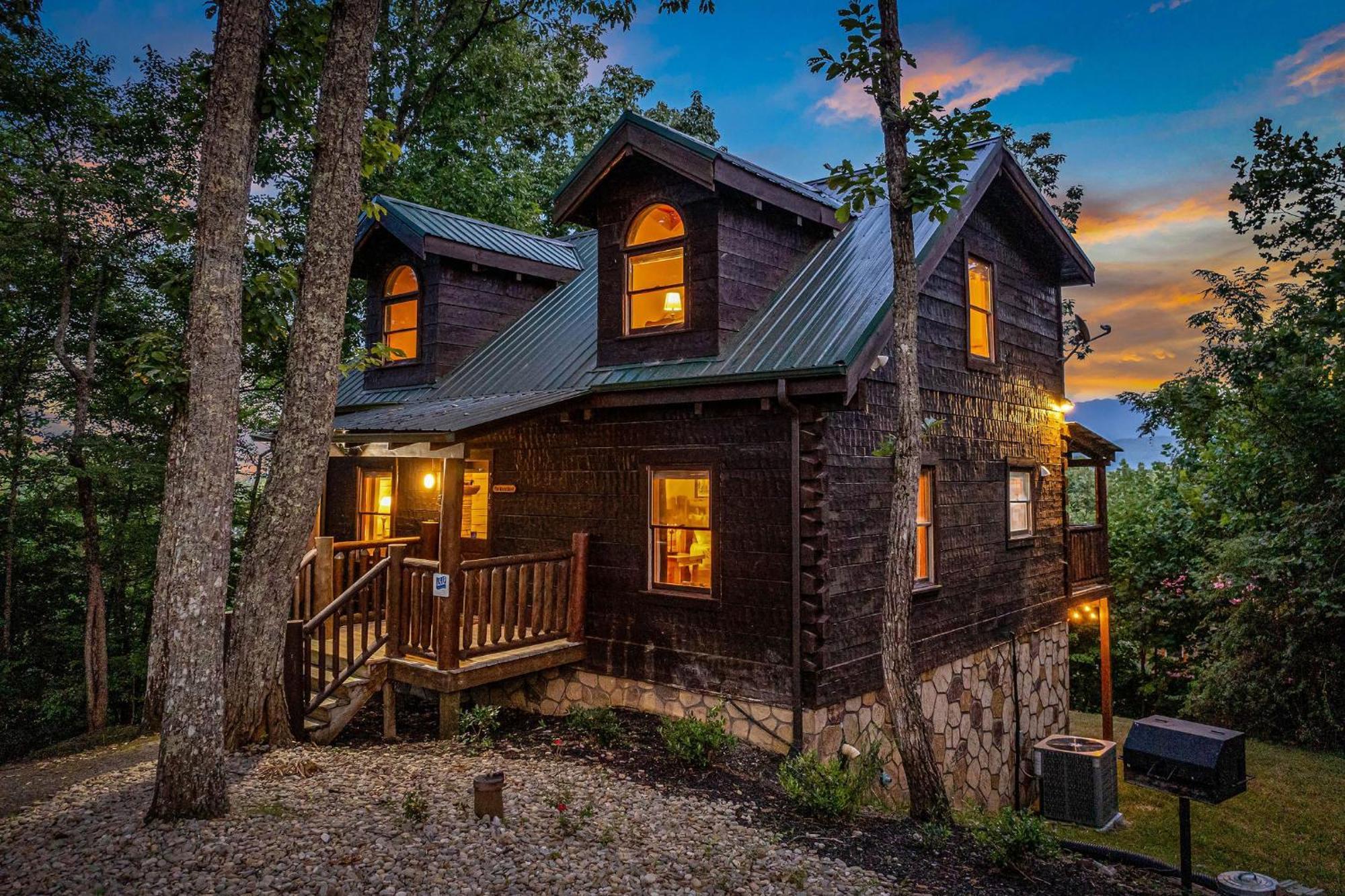 Holiday home The Woodshed -peaceful 3 Level Ideally Located With Pool Table, Hot Tub, Wi-fi Gatlinburg