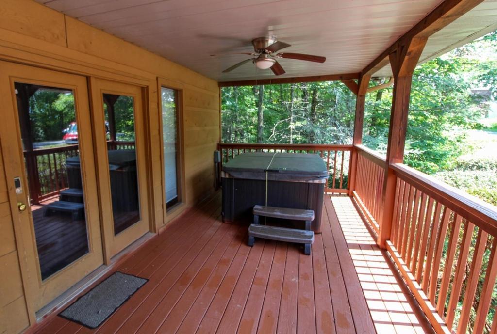 Mountain Dew - 2 Bedrooms, 2 Baths, Sleeps 4 *