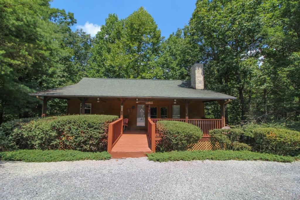 Mountain Dew - 2 Bedrooms, 2 Baths, Sleeps 4 Holiday home