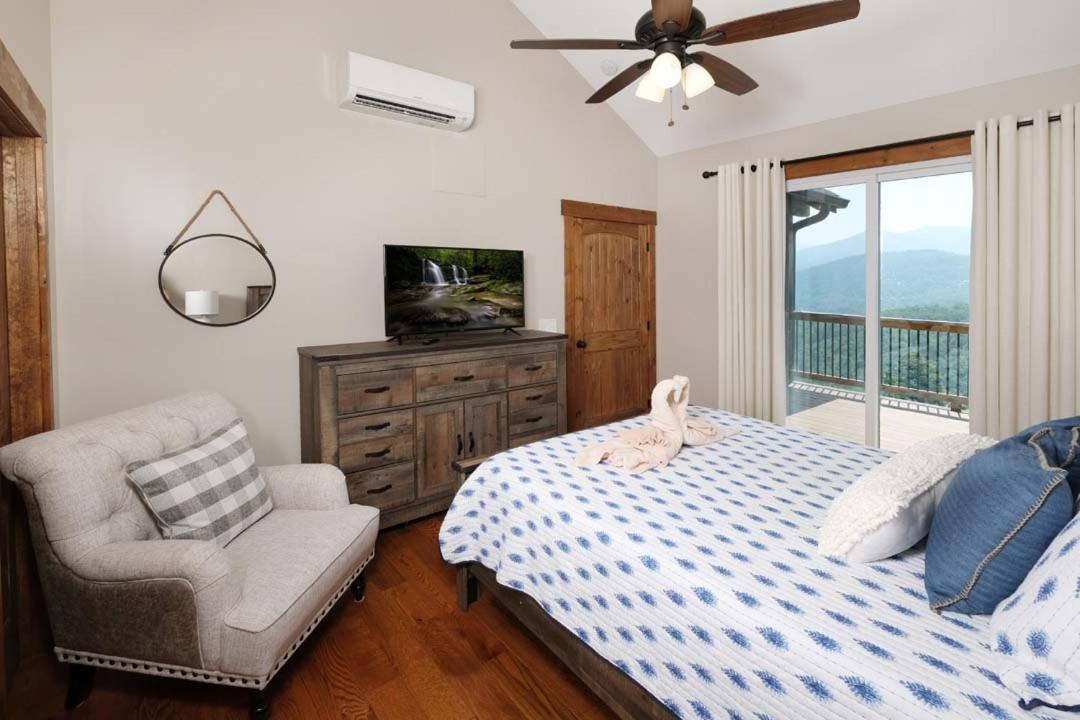 What A View! Holiday home *