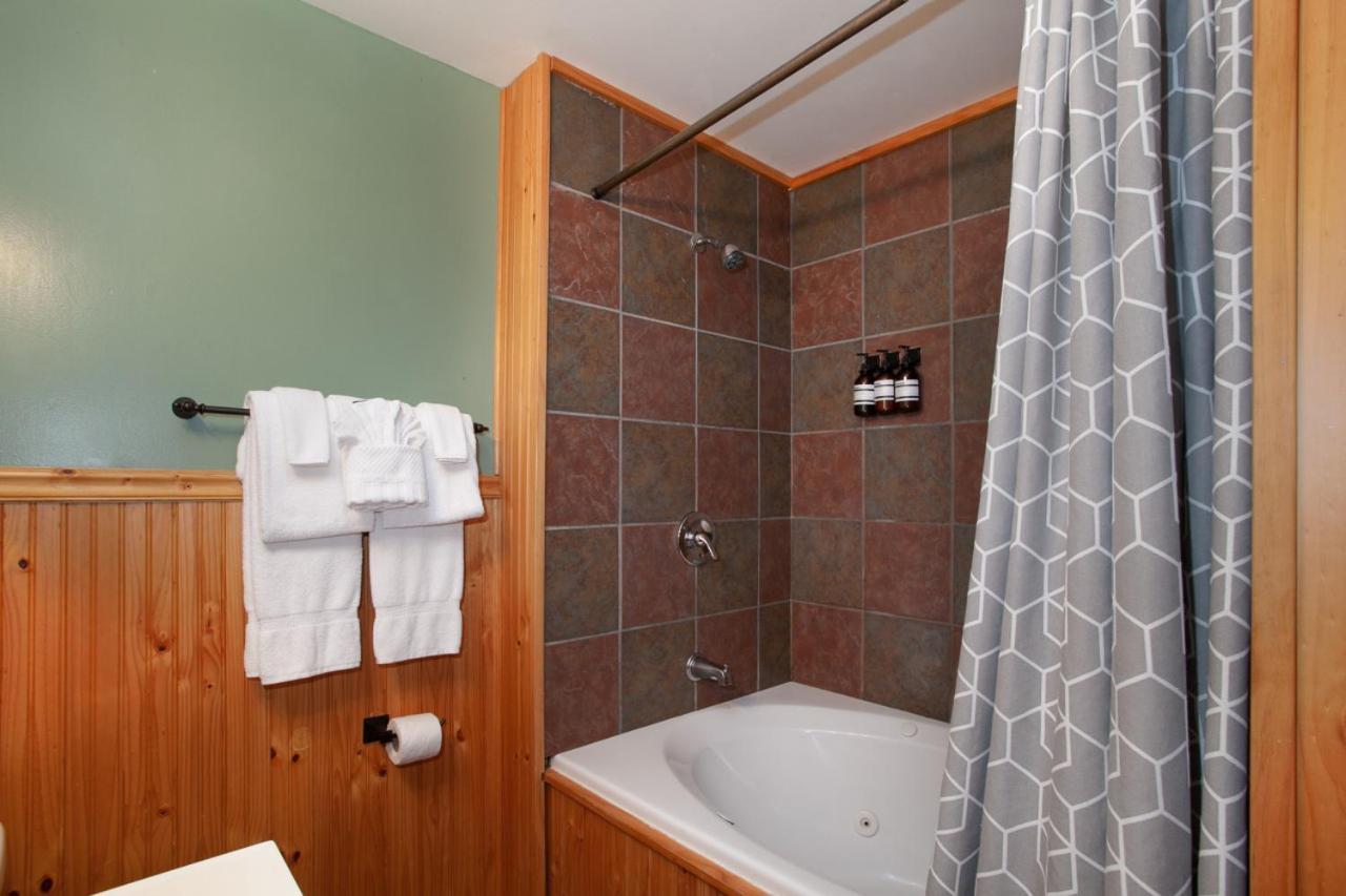Ridgeview - Games, Hot Tub Fireplace & Pool! *