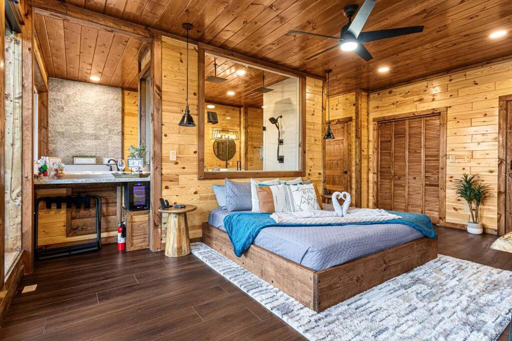 Mountain View Hideaway