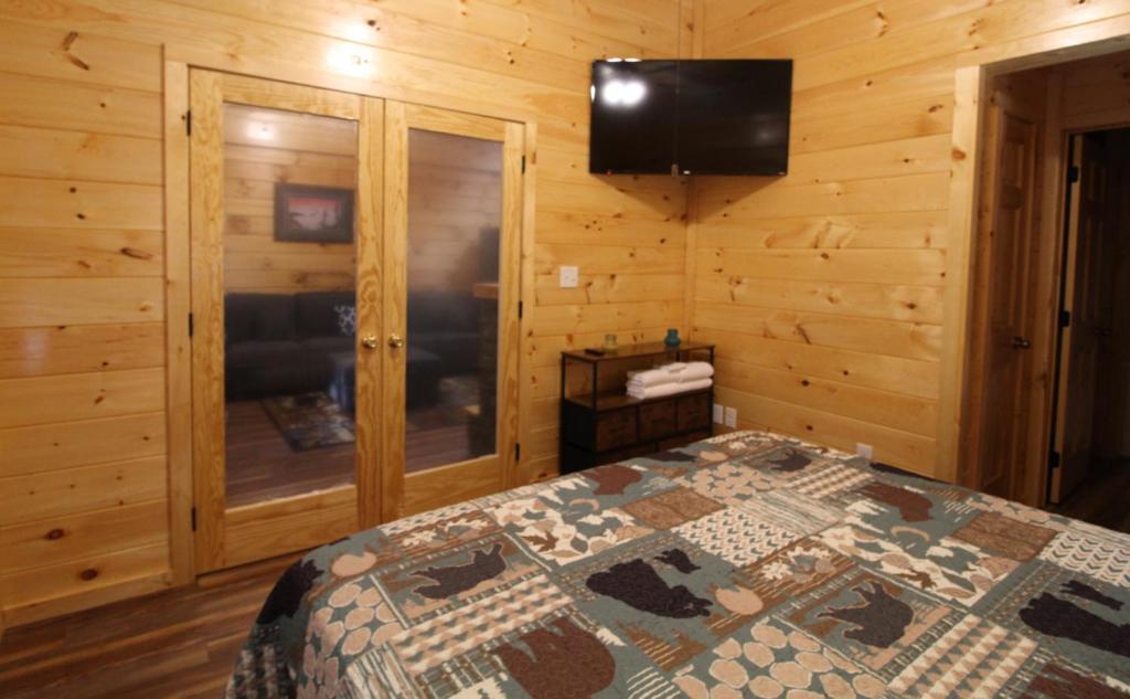 282 Cozy Cub Gatlinburg