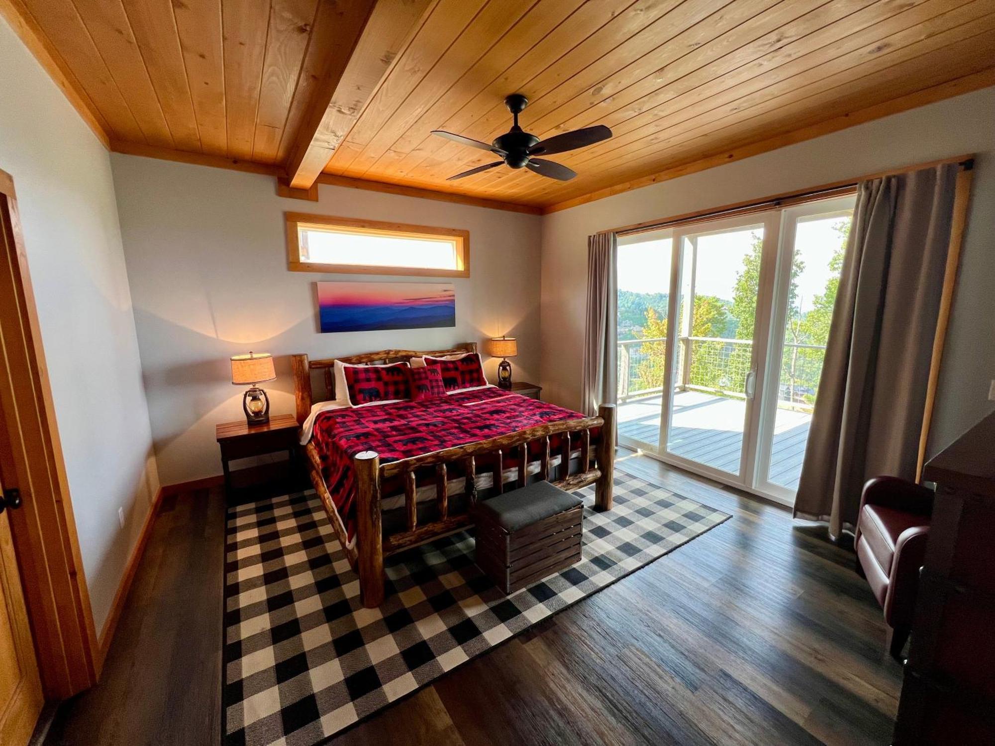 Close Enough To Perfect Luxurious 4 Bedroom With Game & Stunning Views *