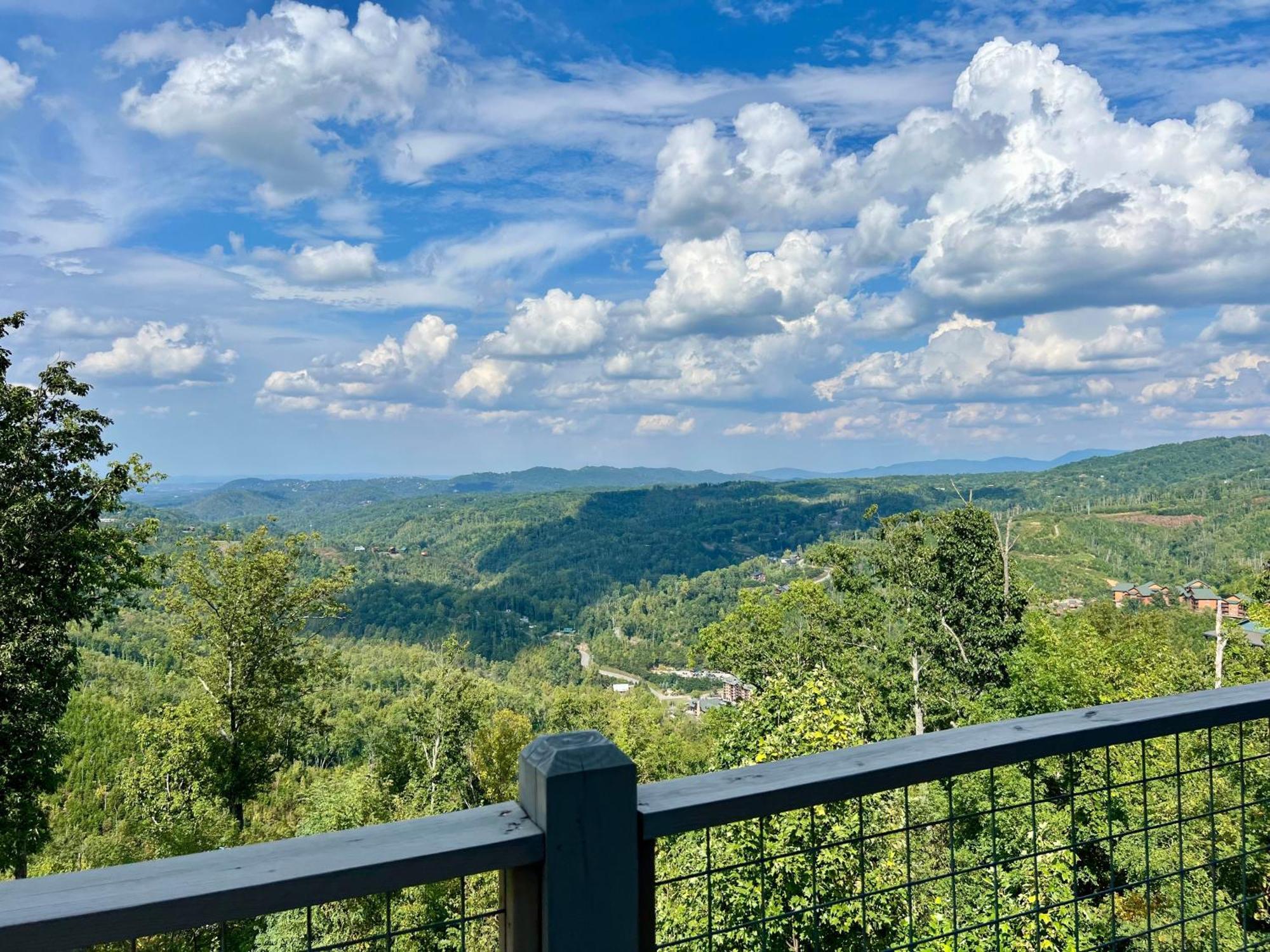 Close Enough To Perfect Luxurious 4 Bedroom With Game & Stunning Views *