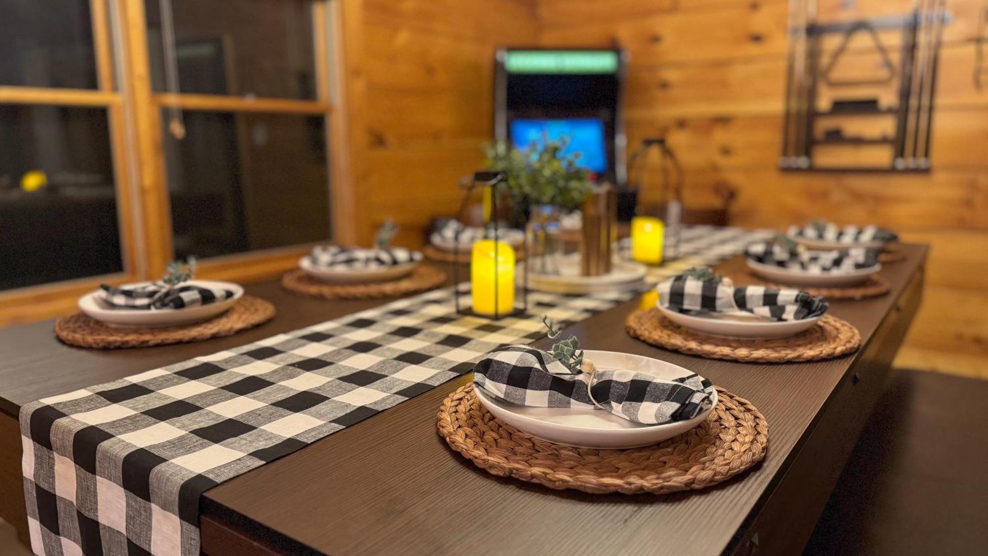 Holiday home Couples In - 3 Miles To Downtown Gatlinburg