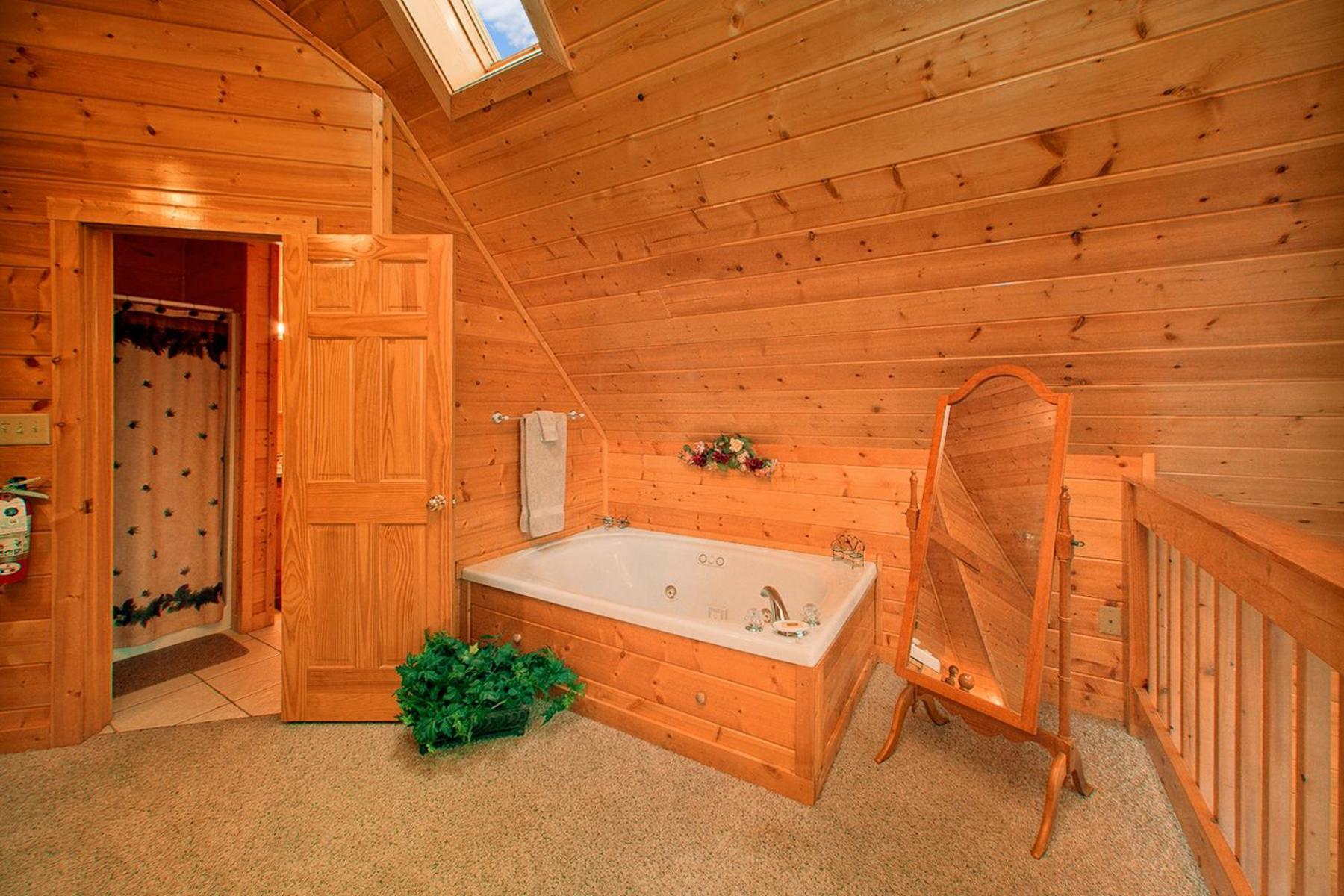 Knotty Pine Delight Holiday home Gatlinburg