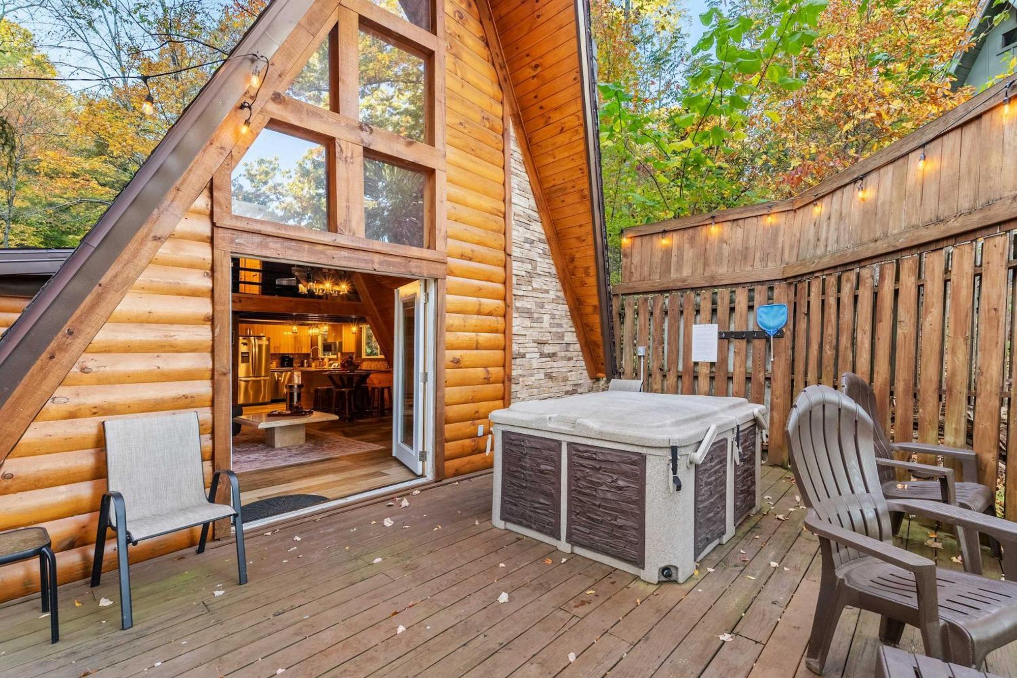 3 Miles To Gsmnp & Dtwn Good Views Hottub A-frame *