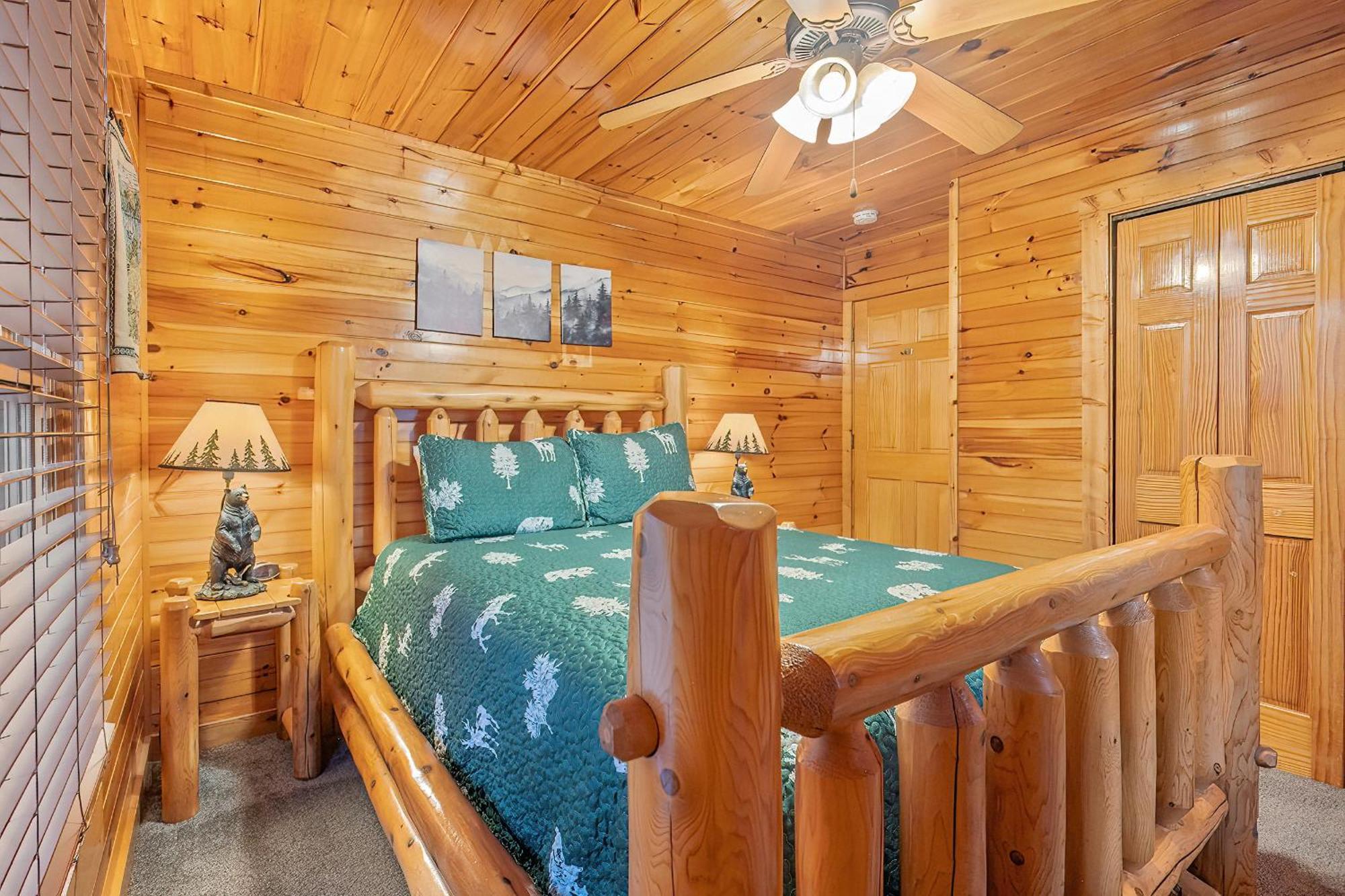 Holiday home Bear Path - Hottub, Pool Table, Arcade Machine, Fireplace - Minutes To Downtown