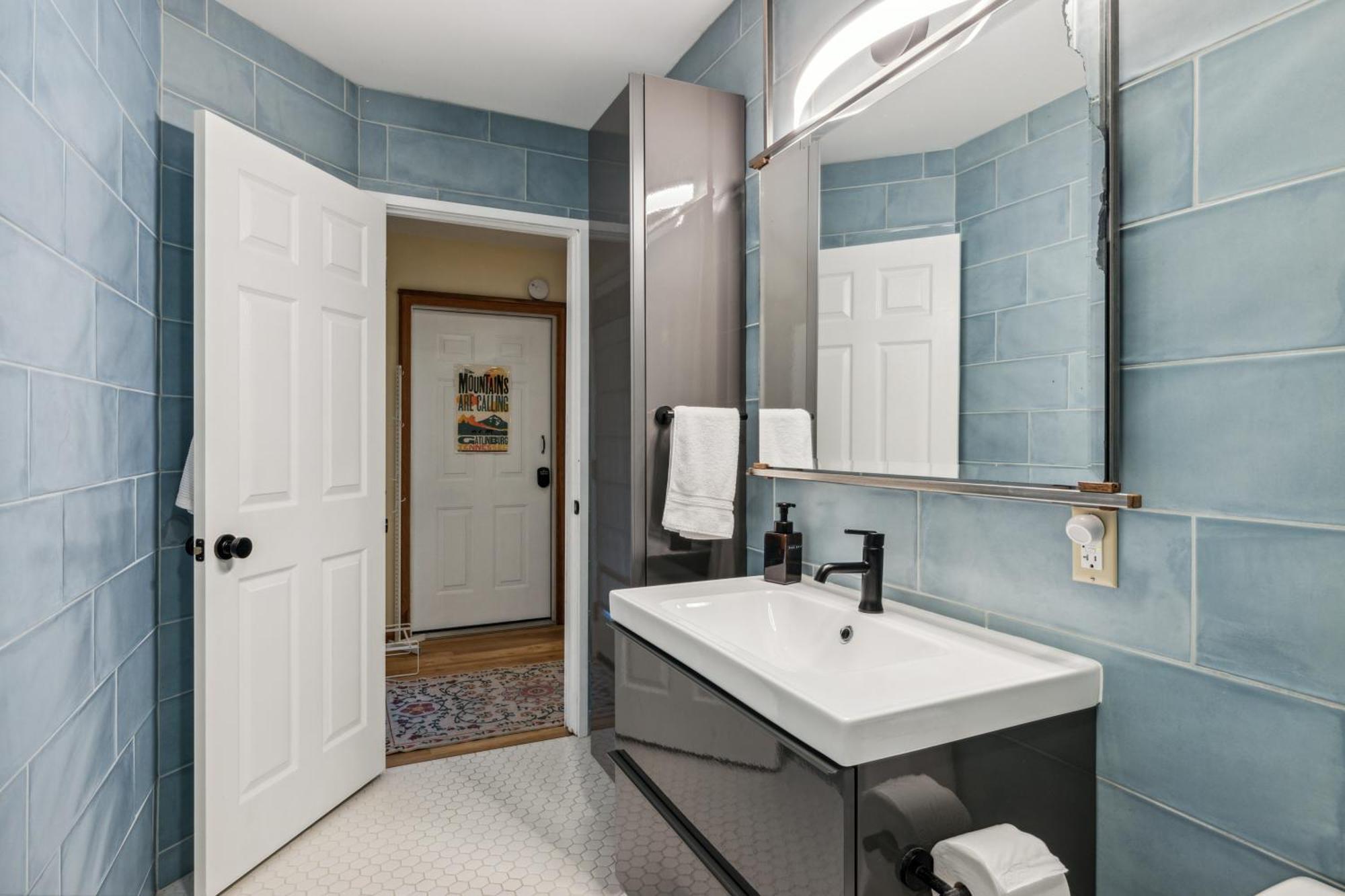 Apartment Gallery House