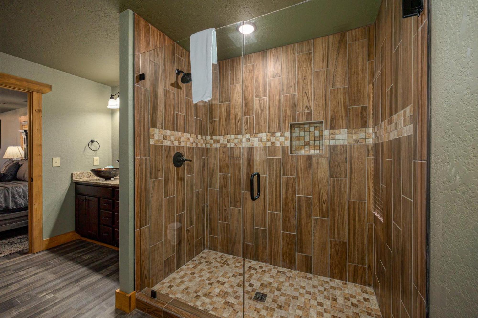 Poolside Paradise By Eden Crest Chalet Gatlinburg