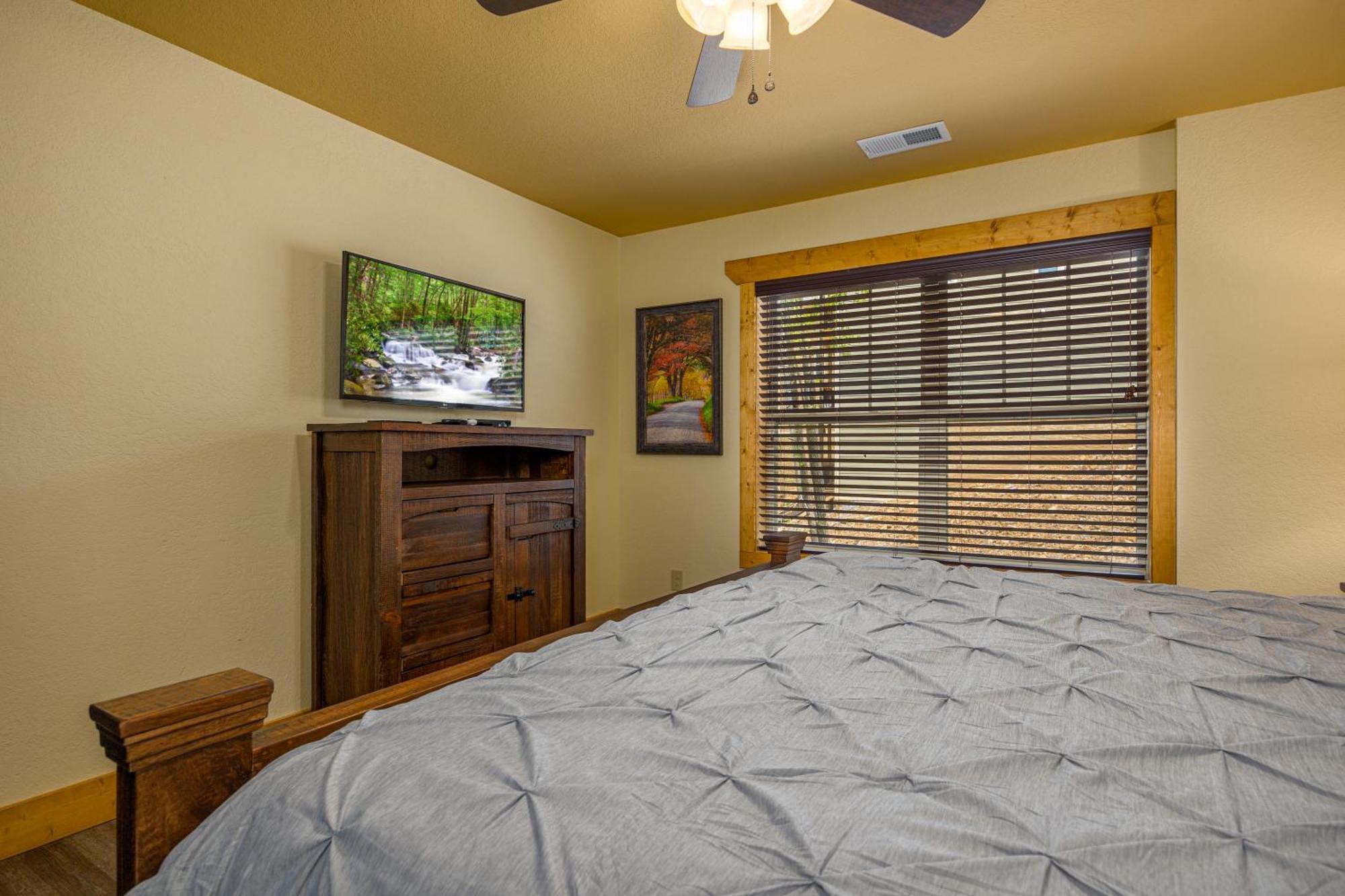 Chalet Smoky Mountain Plunge By Eden Crest