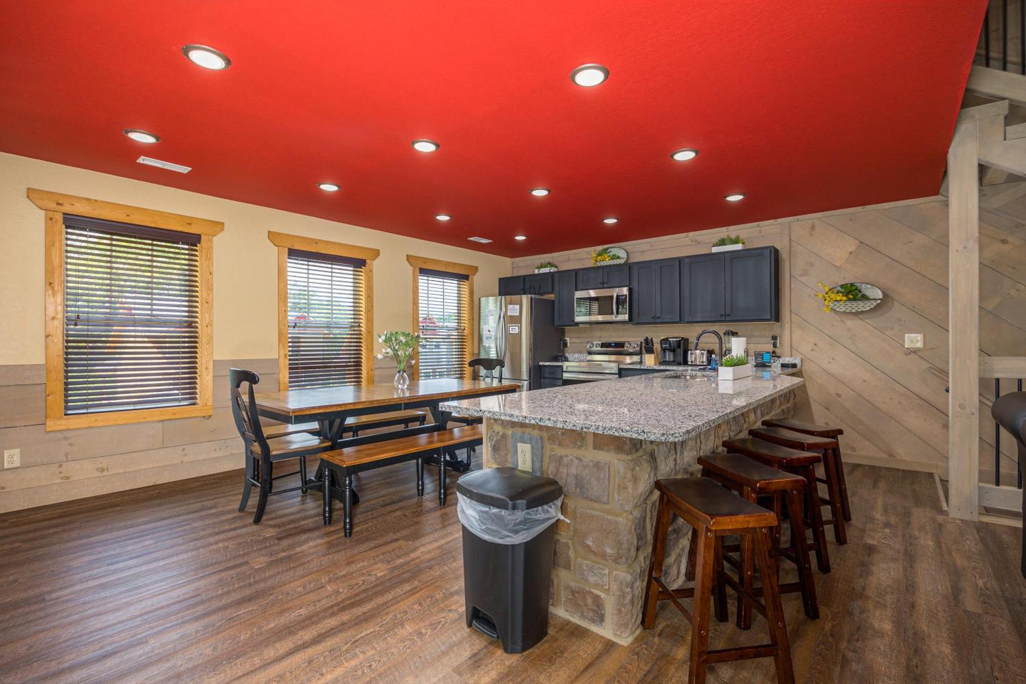 Chalet Smoky Mountain Plunge By Eden Crest Gatlinburg