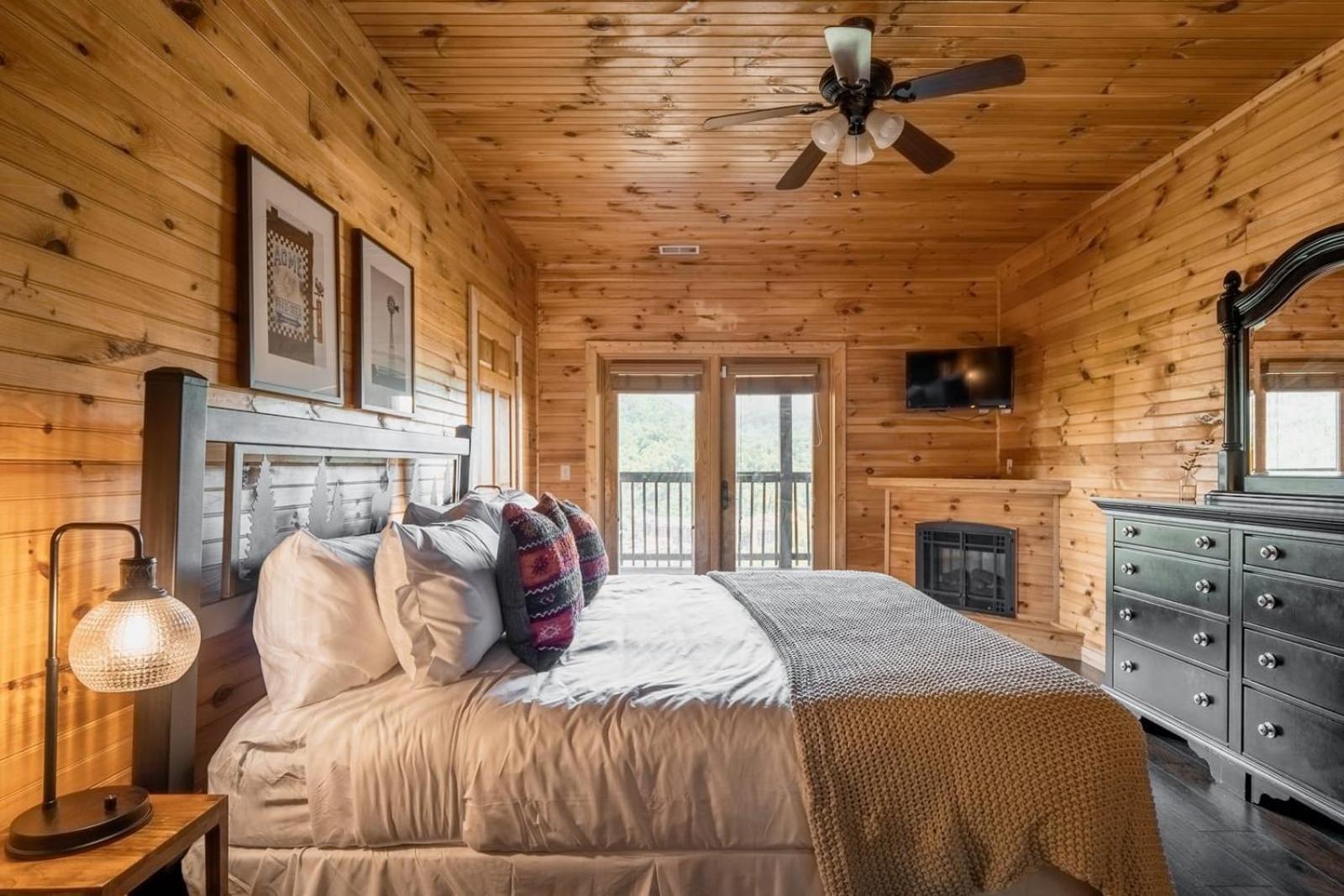 Hickory Ridge By Avantstay Incredible Private Elevated Sleeps 20