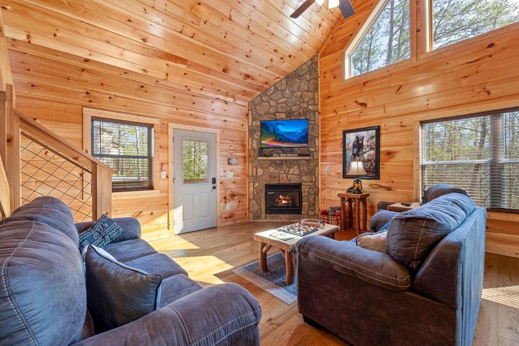Bobcat Den By Eden Crest Chalet