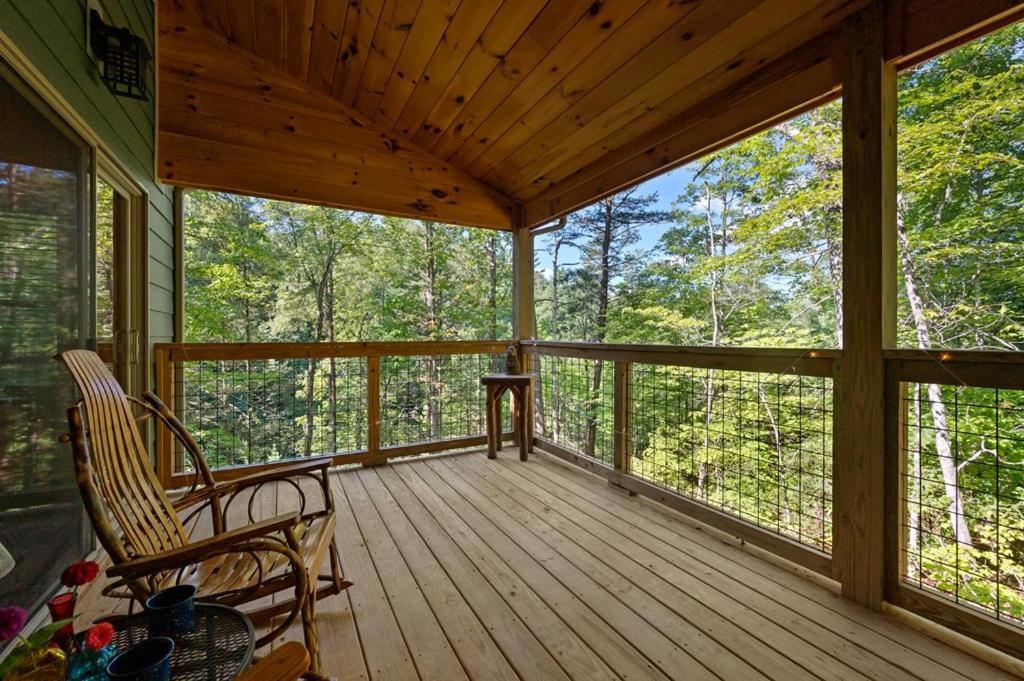 Chalet Bobcat Den By Eden Crest