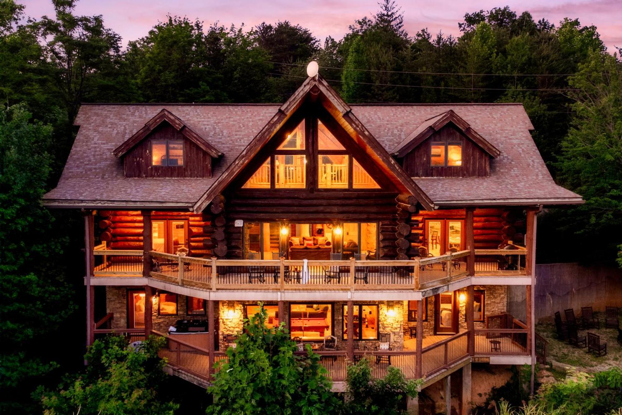 Great Alpine - 4 Kingsuites-june Deals-views-hot Tub-firepit-gamerm Chalet *